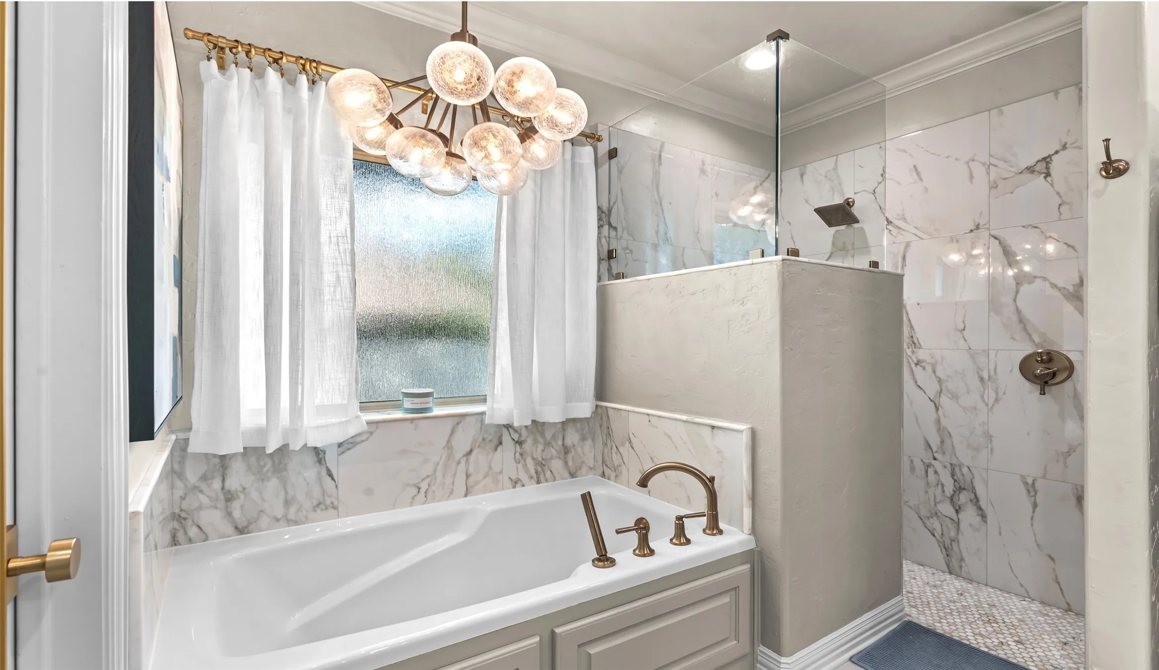 Single Family Residence For Sale in Harrison County , 190 Lacebark Lane, Hallsville, Texas 75605, 4 Bedroom, 4 Bathroom, 3 Garage spaces, 2,742 Sqft, built in 2012, mls#21354675, Real Estate Agent in Hallsville, Homes For Sale in Harrison county, Homes For Sale in Hallsville, Realtor in Hallsville Texas, Real Estate Brokerage Independent Realty Texas, Luminita Cordes Realtor