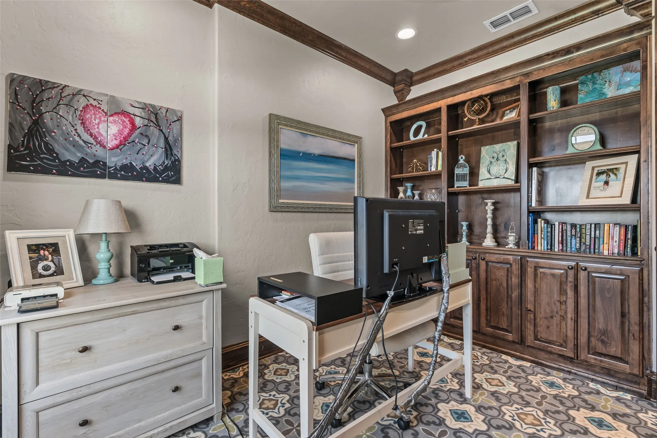 Single Family Residence For Sale in Harrison County , 190 Lacebark Lane, Hallsville, Texas 75605, 4 Bedroom, 4 Bathroom, 3 Garage spaces, 2,742 Sqft, built in 2012, mls#21354675, Real Estate Agent in Hallsville, Homes For Sale in Harrison county, Homes For Sale in Hallsville, Realtor in Hallsville Texas, Real Estate Brokerage Independent Realty Texas, Luminita Cordes Realtor