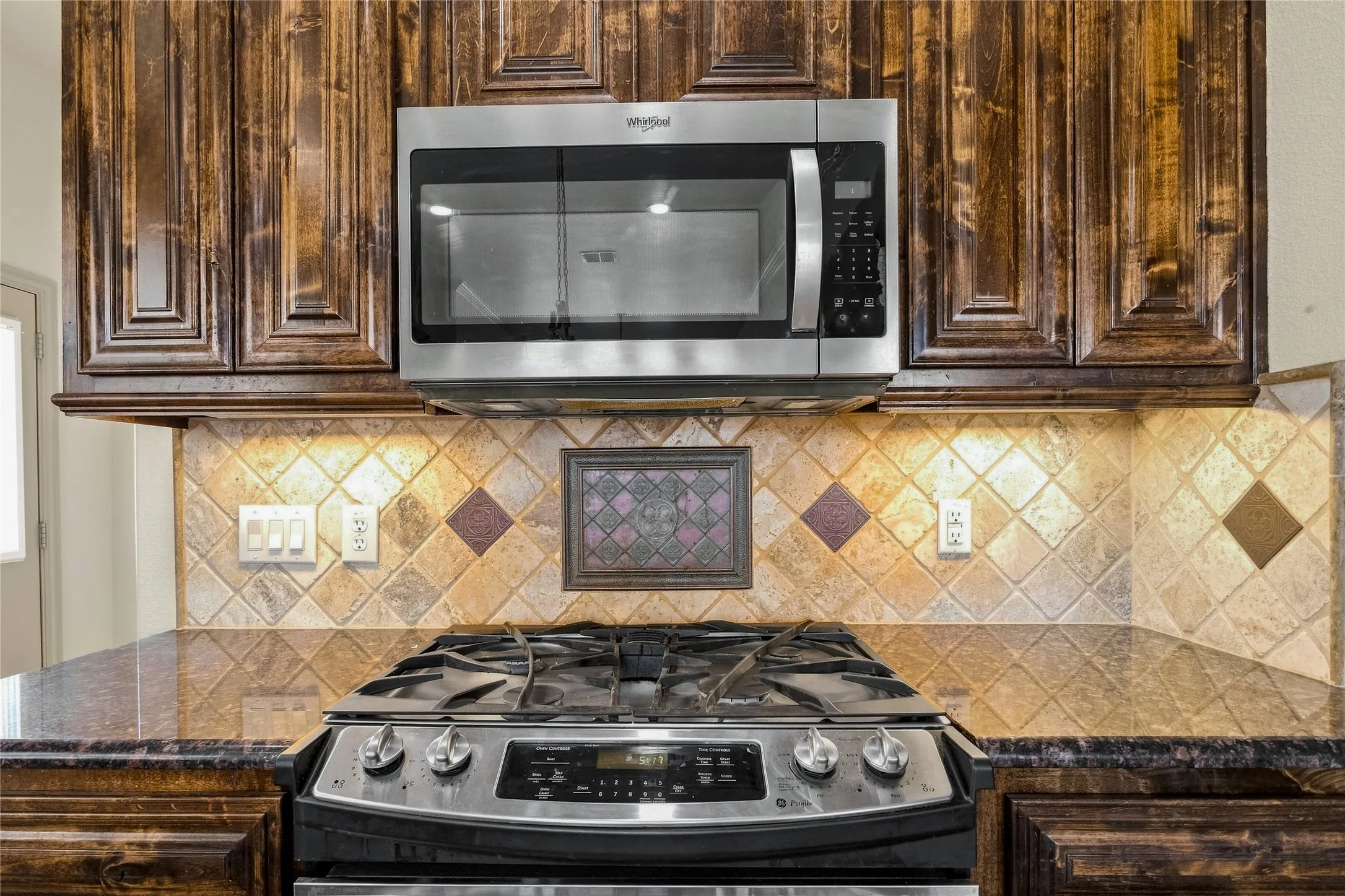 Single Family Residence For Sale in Kaufman County , 1005 Finsbury Park, Forney, Texas 75126, 3 Bedroom, 3 Bathroom, 2 Garage spaces, 2,726 Sqft, built in 2010, mls#21354187, Real Estate Agent in Forney, Homes For Sale in Kaufman county, Homes For Sale in Forney, Realtor in Forney Texas, Real Estate Brokerage Independent Realty Texas, Luminita Cordes Realtor