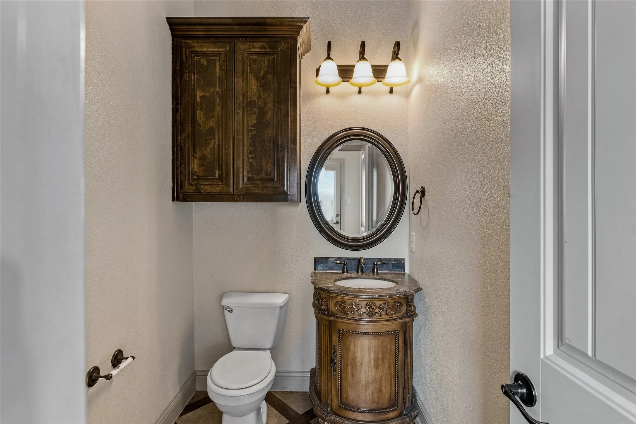 Single Family Residence For Sale in Kaufman County , 1005 Finsbury Park, Forney, Texas 75126, 3 Bedroom, 3 Bathroom, 2 Garage spaces, 2,726 Sqft, built in 2010, mls#21354187, Real Estate Agent in Forney, Homes For Sale in Kaufman county, Homes For Sale in Forney, Realtor in Forney Texas, Real Estate Brokerage Independent Realty Texas, Luminita Cordes Realtor