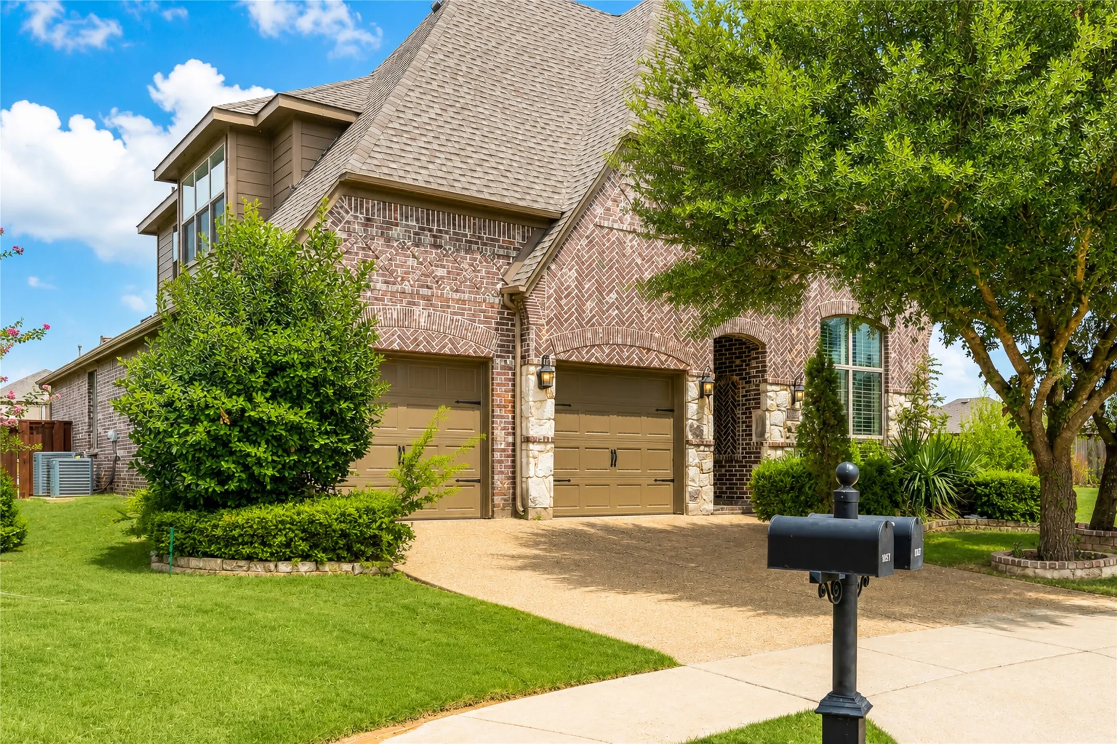 Single Family Residence For Sale in Kaufman County , 1005 Finsbury Park, Forney, Texas 75126, 3 Bedroom, 3 Bathroom, 2 Garage spaces, 2,726 Sqft, built in 2010, mls#21354187, Real Estate Agent in Forney, Homes For Sale in Kaufman county, Homes For Sale in Forney, Realtor in Forney Texas, Real Estate Brokerage Independent Realty Texas, Luminita Cordes Realtor