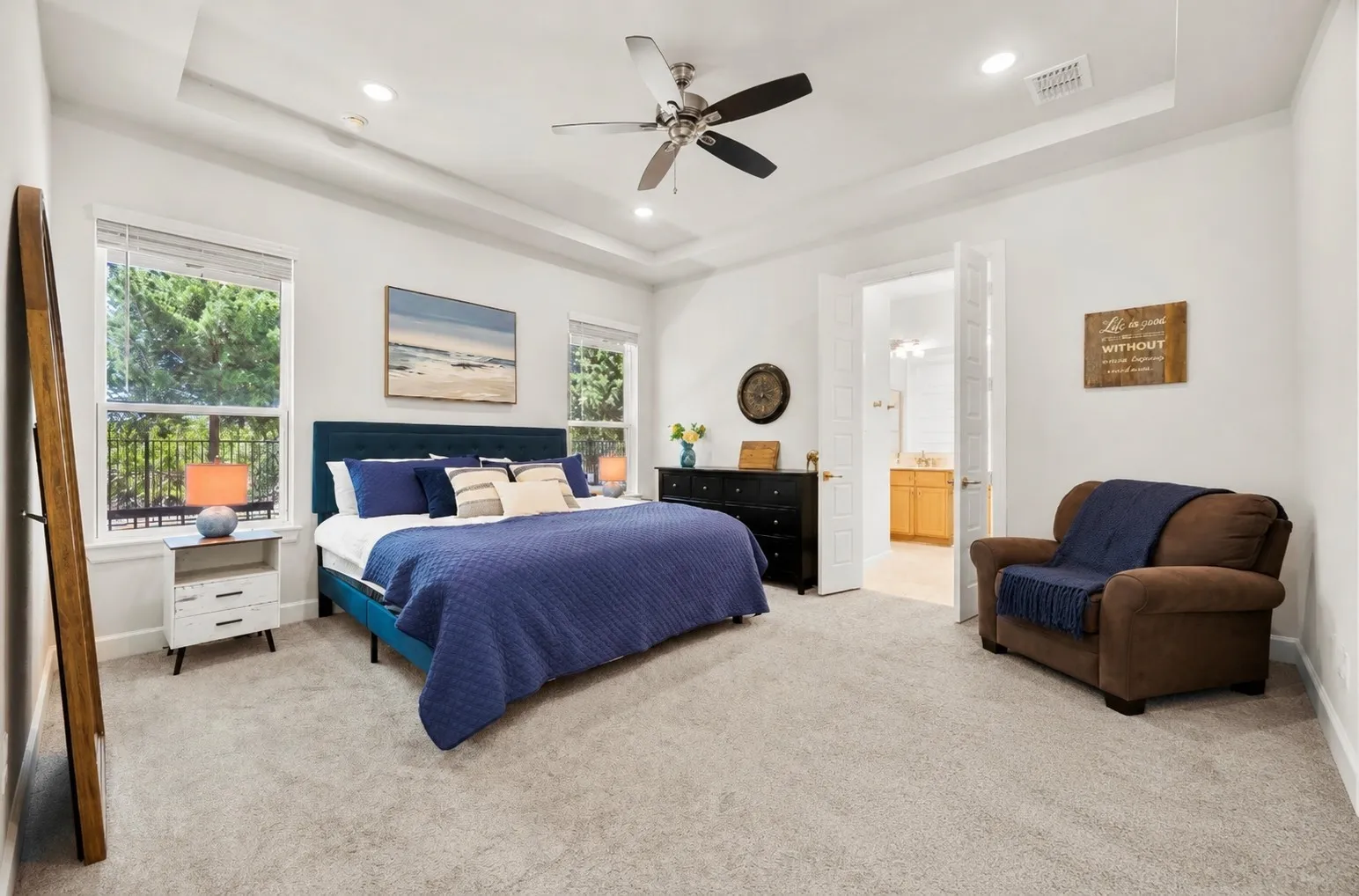 Single Family Residence For Sale in Rockwall County , 3552 Golden Bell Court, Heath, Texas 75126, 4 Bedroom, 4 Bathroom, 2 Garage spaces, 2,889 Sqft, built in 2022, mls#21351146, Real Estate Agent in Heath, Homes For Sale in Rockwall county, Homes For Sale in Heath, Realtor in Heath Texas, Real Estate Brokerage Independent Realty Texas, Luminita Cordes Realtor