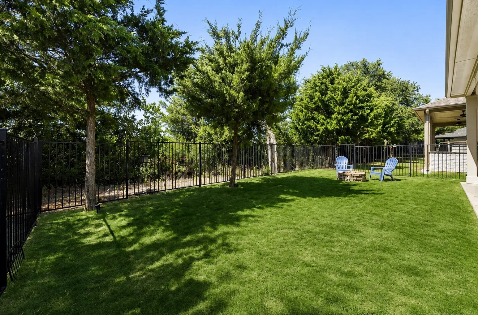 Single Family Residence For Sale in Rockwall County , 3552 Golden Bell Court, Heath, Texas 75126, 4 Bedroom, 4 Bathroom, 2 Garage spaces, 2,889 Sqft, built in 2022, mls#21351146, Real Estate Agent in Heath, Homes For Sale in Rockwall county, Homes For Sale in Heath, Realtor in Heath Texas, Real Estate Brokerage Independent Realty Texas, Luminita Cordes Realtor