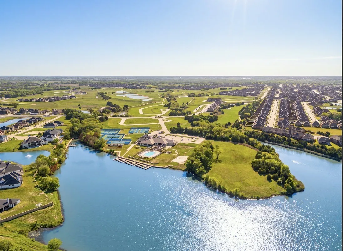 Single Family Residence For Sale in Rockwall County , 3552 Golden Bell Court, Heath, Texas 75126, 4 Bedroom, 4 Bathroom, 2 Garage spaces, 2,889 Sqft, built in 2022, mls#21351146, Real Estate Agent in Heath, Homes For Sale in Rockwall county, Homes For Sale in Heath, Realtor in Heath Texas, Real Estate Brokerage Independent Realty Texas, Luminita Cordes Realtor