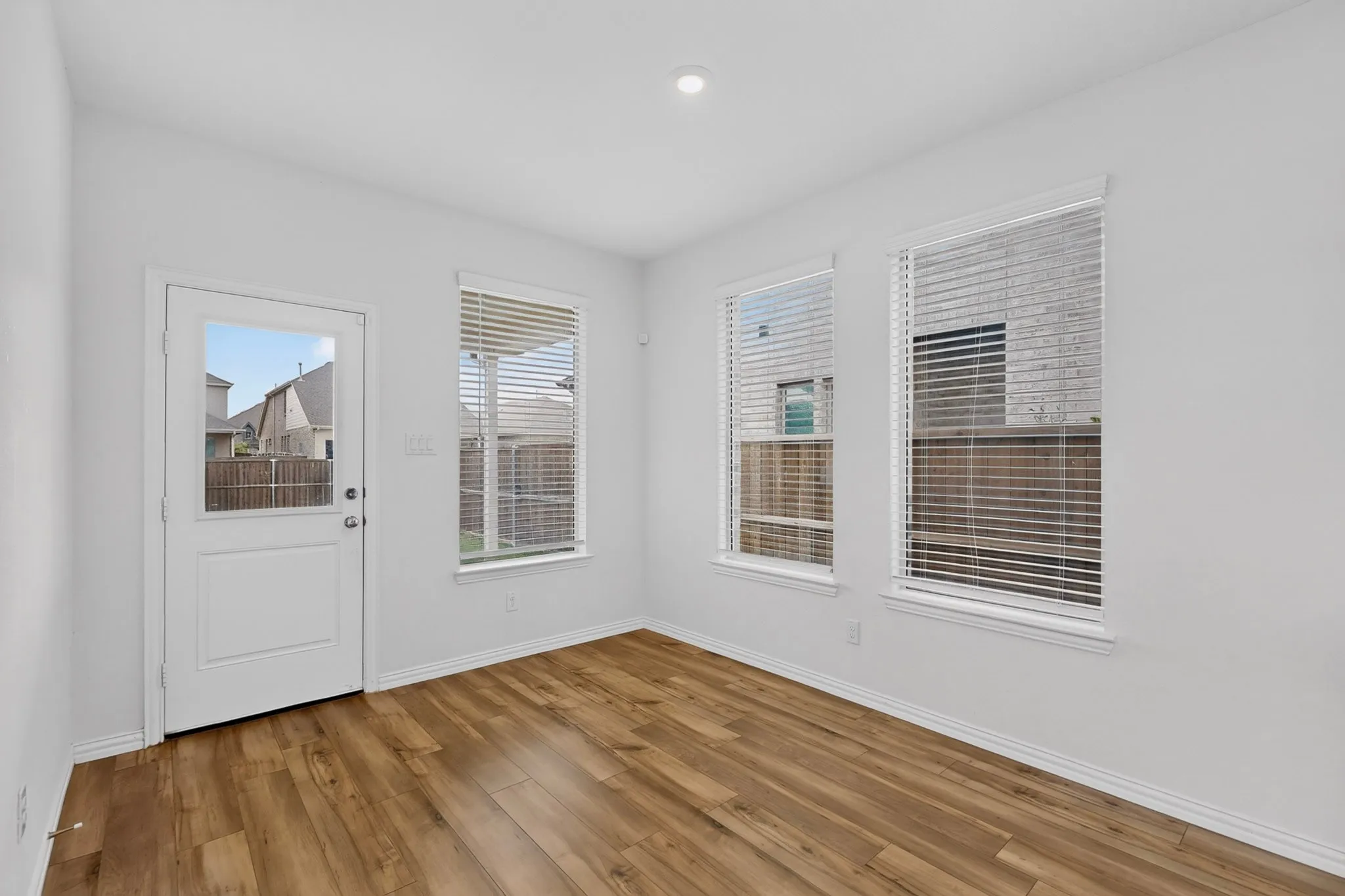 Single Family Residence For Rent in Denton County , 1309 Canuela Way, Justin, Texas 76247, 3 Bedroom, 3 Bathroom, 2 Garage spaces, 2,091 Sqft, built in 2022, mls#21354562, Real Estate Agent in Justin, Homes For Rent in Denton county, Homes For Rent in Justin, Realtor in Justin Texas, Real Estate Brokerage Independent Realty Texas, Luminita Cordes Realtor