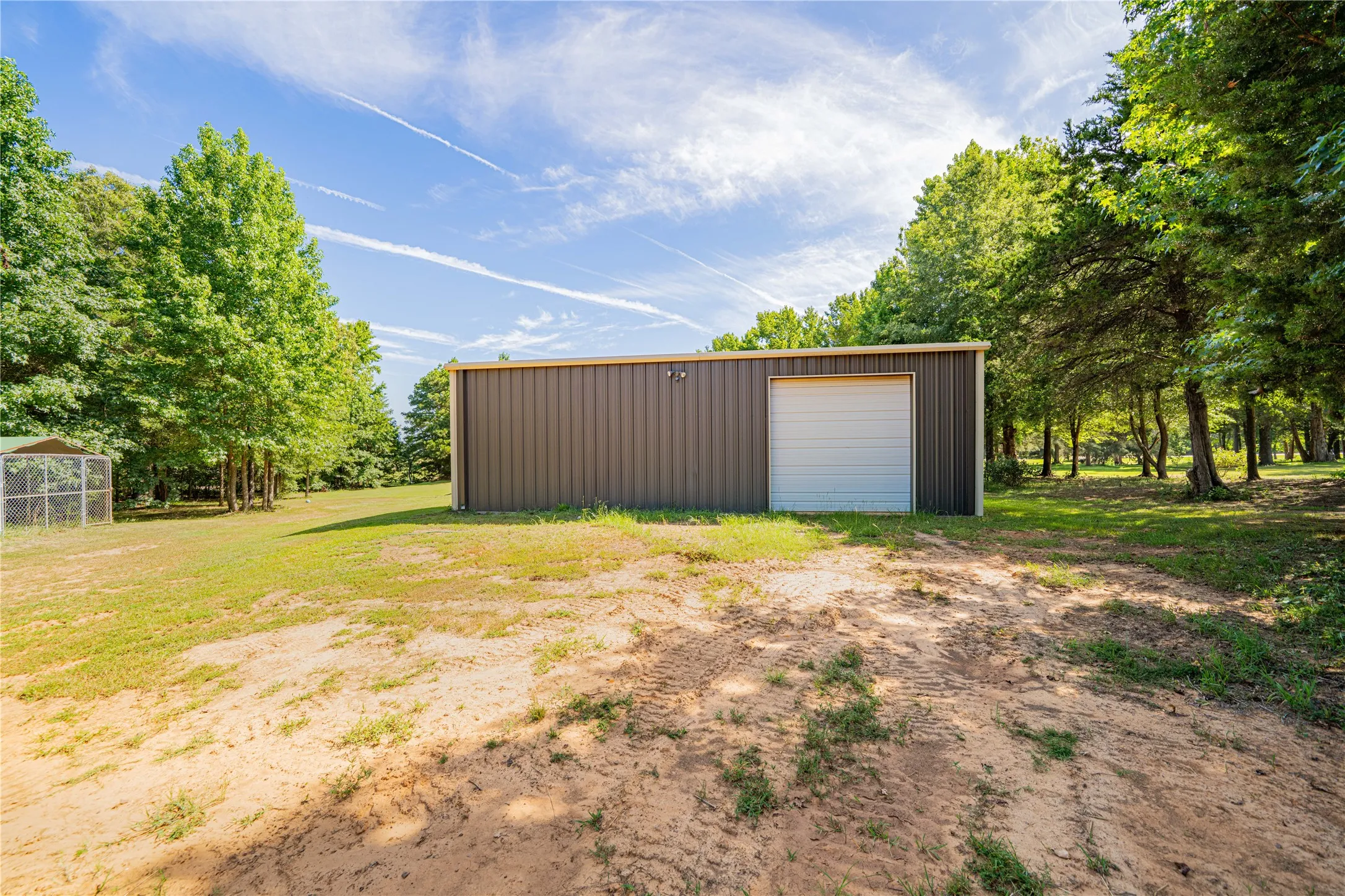 Apartment For Sale in Titus County , 7635 N US Highway 271 Highway, Mt Pleasant, Texas 75455, 3 Bedroom, 3 Bathroom, 2 Garage spaces, 3,000 Sqft, built in 2023, Price $575,000, mls#21347465, Real Estate Agent in Mt Pleasant, Homes For Sale in Titus county, Homes For Sale in Mt Pleasant, Realtor in Mt Pleasant Texas, Real Estate Brokerage Independent Realty Texas, Luminita Cordes Realtor