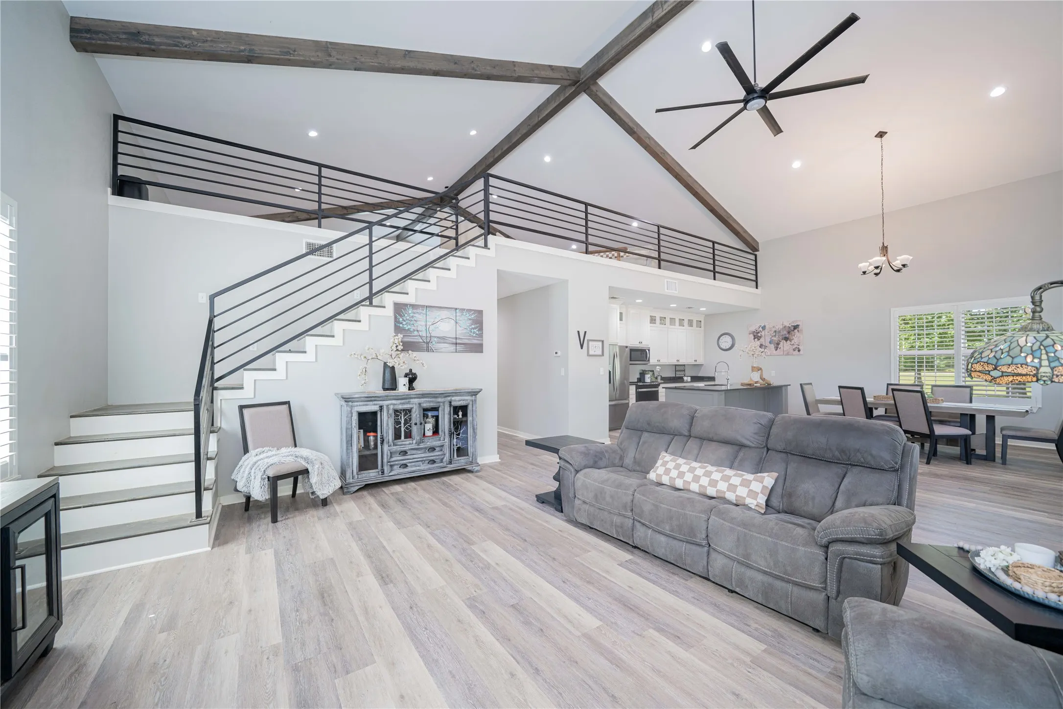 Apartment For Sale in Titus County , 7635 N US Highway 271 Highway, Mt Pleasant, Texas 75455, 3 Bedroom, 3 Bathroom, 2 Garage spaces, 3,000 Sqft, built in 2023, Price $575,000, mls#21347465, Real Estate Agent in Mt Pleasant, Homes For Sale in Titus county, Homes For Sale in Mt Pleasant, Realtor in Mt Pleasant Texas, Real Estate Brokerage Independent Realty Texas, Luminita Cordes Realtor
