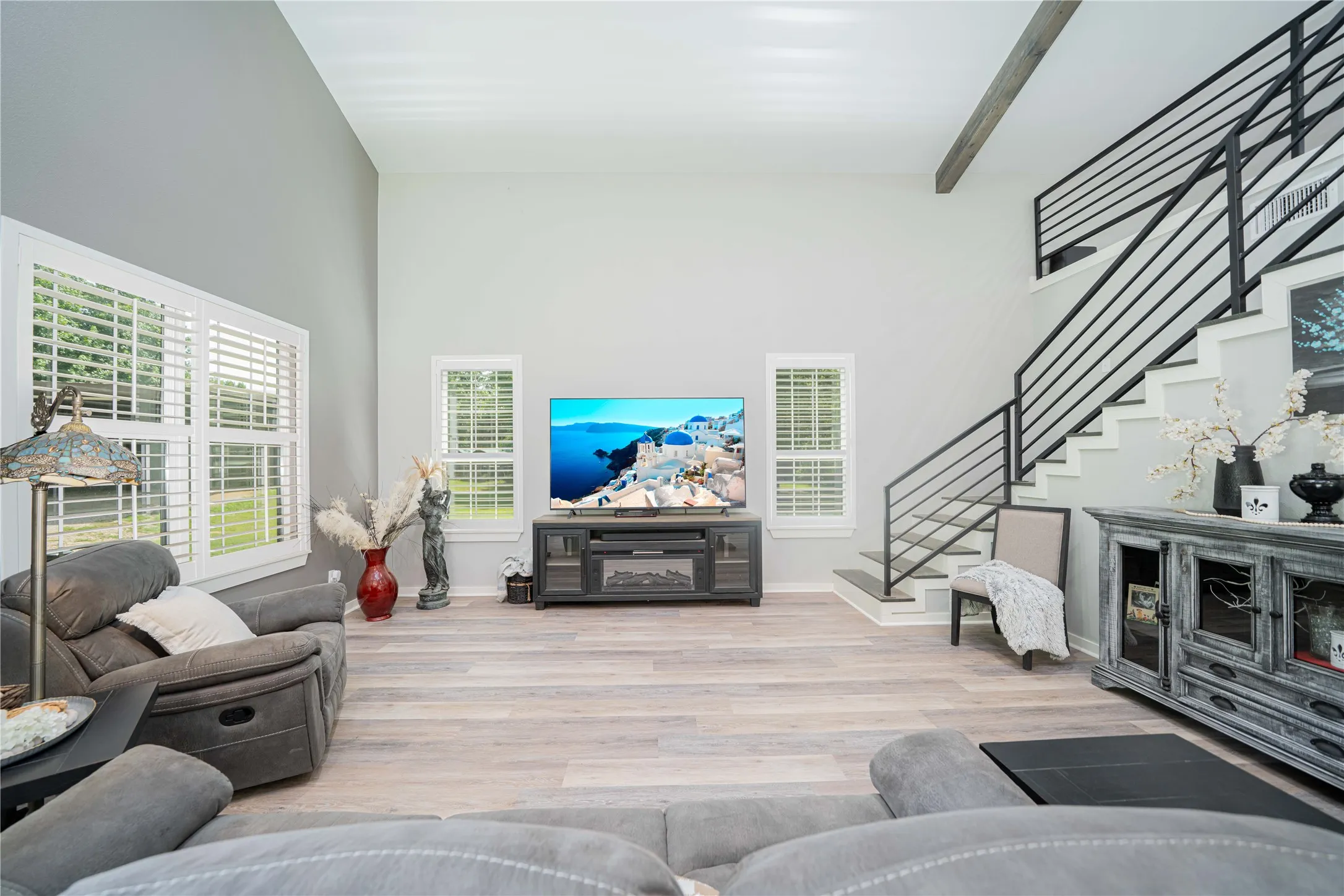 Apartment For Sale in Titus County , 7635 N US Highway 271 Highway, Mt Pleasant, Texas 75455, 3 Bedroom, 3 Bathroom, 2 Garage spaces, 3,000 Sqft, built in 2023, Price $575,000, mls#21347465, Real Estate Agent in Mt Pleasant, Homes For Sale in Titus county, Homes For Sale in Mt Pleasant, Realtor in Mt Pleasant Texas, Real Estate Brokerage Independent Realty Texas, Luminita Cordes Realtor