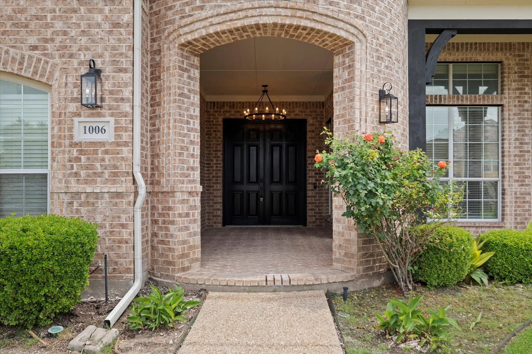 Single Family Residence For Sale in Collin County , 1006 Cardinal Court, Murphy, Texas 75094, 6 Bedroom, 5 Bathroom, 3 Garage spaces, 5,458 Sqft, built in 2008, mls#21343977, Real Estate Agent in Murphy, Homes For Sale in Collin county, Homes For Sale in Murphy, Realtor in Murphy Texas, Real Estate Brokerage Independent Realty Texas, Luminita Cordes Realtor