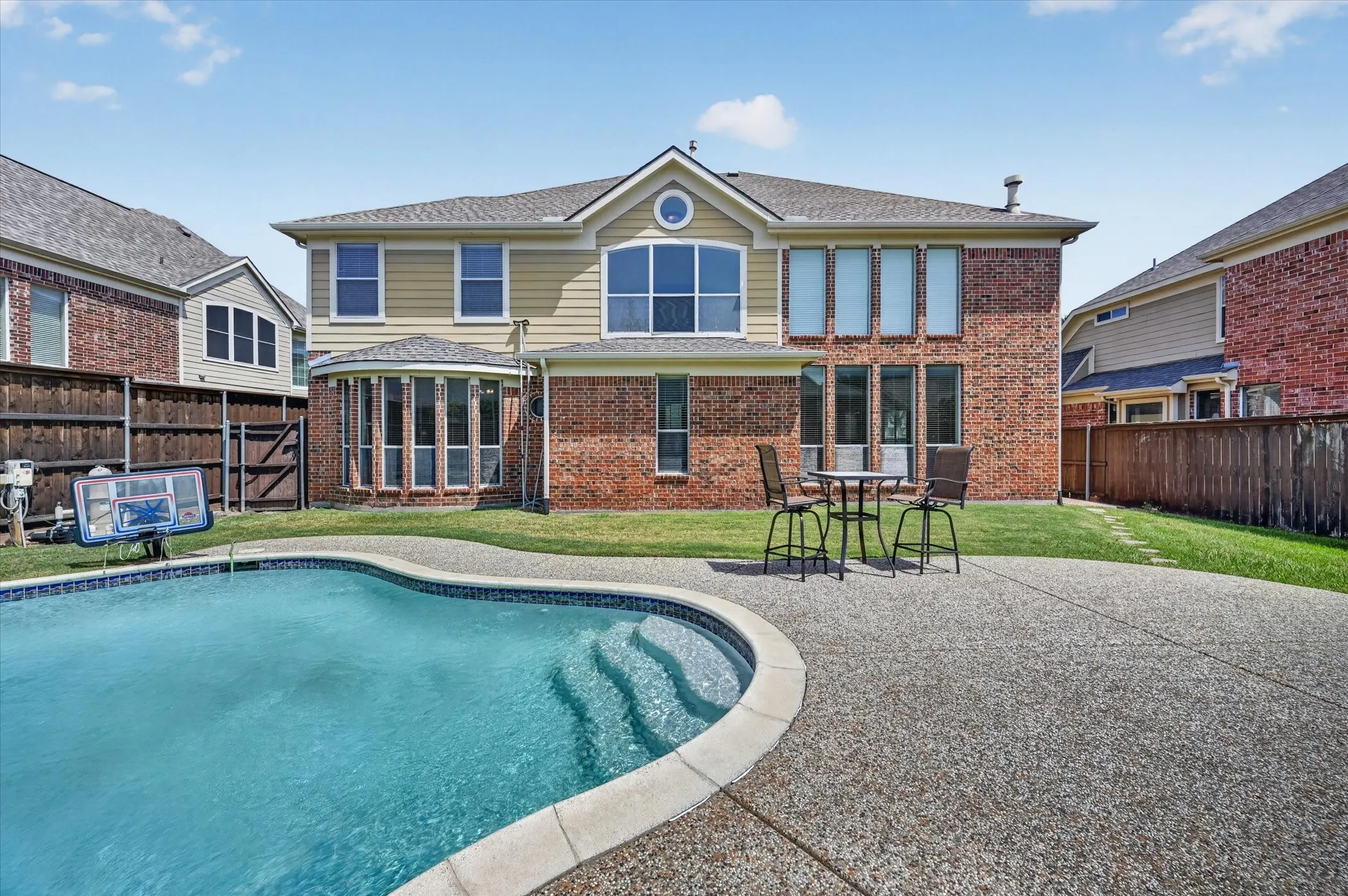 Single Family Residence For Rent in Collin County , 4612 Quiet Circle, Plano, Texas 75024, 5 Bedroom, 4 Bathroom, 2 Garage spaces, 3,674 Sqft, built in 2007, mls#21353931, Real Estate Agent in Plano, Homes For Rent in Collin county, Homes For Rent in Plano, Realtor in Plano Texas, Real Estate Brokerage Independent Realty Texas, Luminita Cordes Realtor