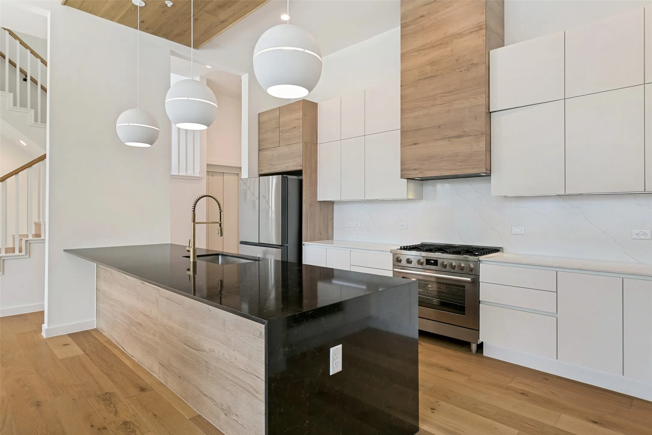 Condominium For Rent in Denton County , 1111 Raiford Rd 100, Carrollton, Texas 75007, 4 Bedroom, 4 Bathroom, 3 Garage spaces, 3,525 Sqft, built in 2025, mls#21353760, Real Estate Agent in Carrollton, Homes For Rent in Denton county, Homes For Rent in Carrollton, Realtor in Carrollton Texas, Real Estate Brokerage Independent Realty Texas, Luminita Cordes Realtor