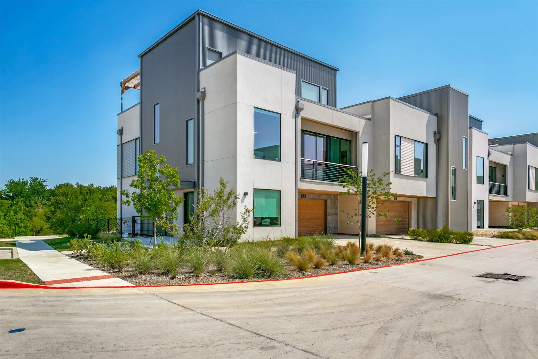 Condominium For Rent in Denton County , 1111 Raiford Rd 100, Carrollton, Texas 75007, 4 Bedroom, 4 Bathroom, 3 Garage spaces, 3,525 Sqft, built in 2025, mls#21353760, Real Estate Agent in Carrollton, Homes For Rent in Denton county, Homes For Rent in Carrollton, Realtor in Carrollton Texas, Real Estate Brokerage Independent Realty Texas, Luminita Cordes Realtor