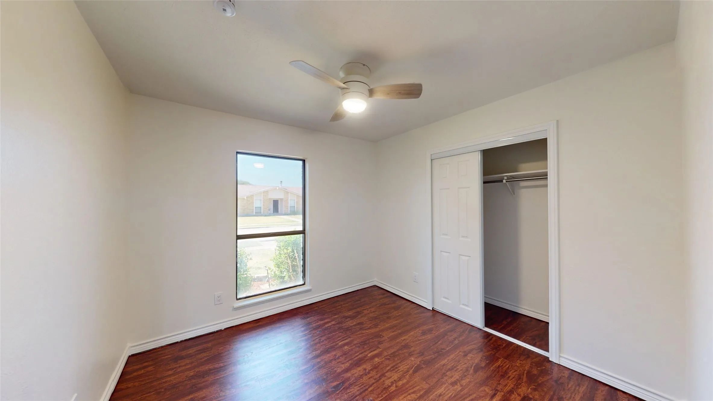 Single Family Residence For Sale in Dallas County , 617 Prairie Lane, Mesquite, Texas 75150, 4 Bedroom, 2 Bathroom, Garage spaces, 1,913 Sqft, built in 1979, mls#21354670, Real Estate Agent in Mesquite, Homes For Sale in Dallas county, Homes For Sale in Mesquite, Realtor in Mesquite Texas, Real Estate Brokerage Independent Realty Texas, Luminita Cordes Realtor