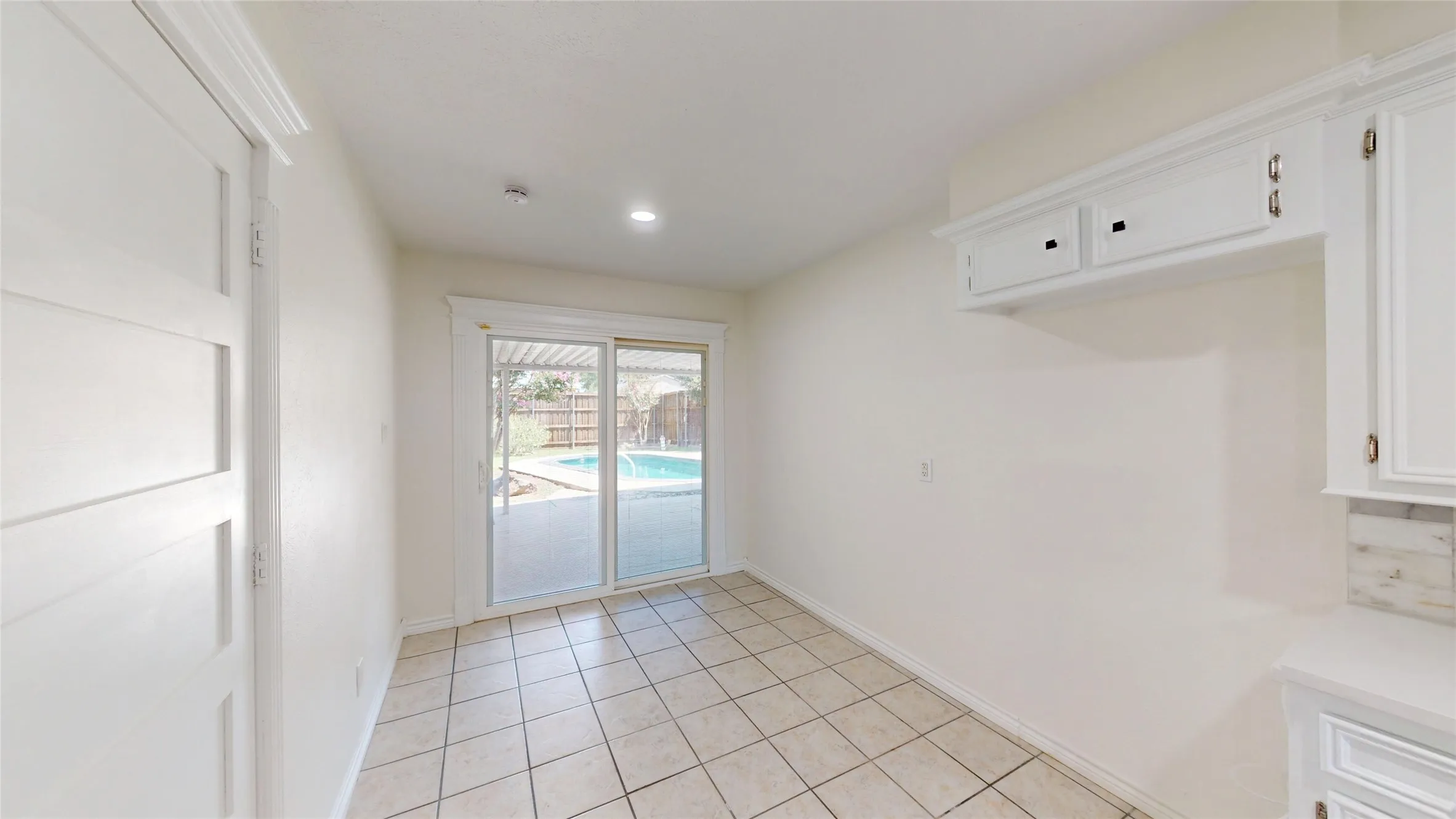 Single Family Residence For Sale in Dallas County , 617 Prairie Lane, Mesquite, Texas 75150, 4 Bedroom, 2 Bathroom, Garage spaces, 1,913 Sqft, built in 1979, mls#21354670, Real Estate Agent in Mesquite, Homes For Sale in Dallas county, Homes For Sale in Mesquite, Realtor in Mesquite Texas, Real Estate Brokerage Independent Realty Texas, Luminita Cordes Realtor
