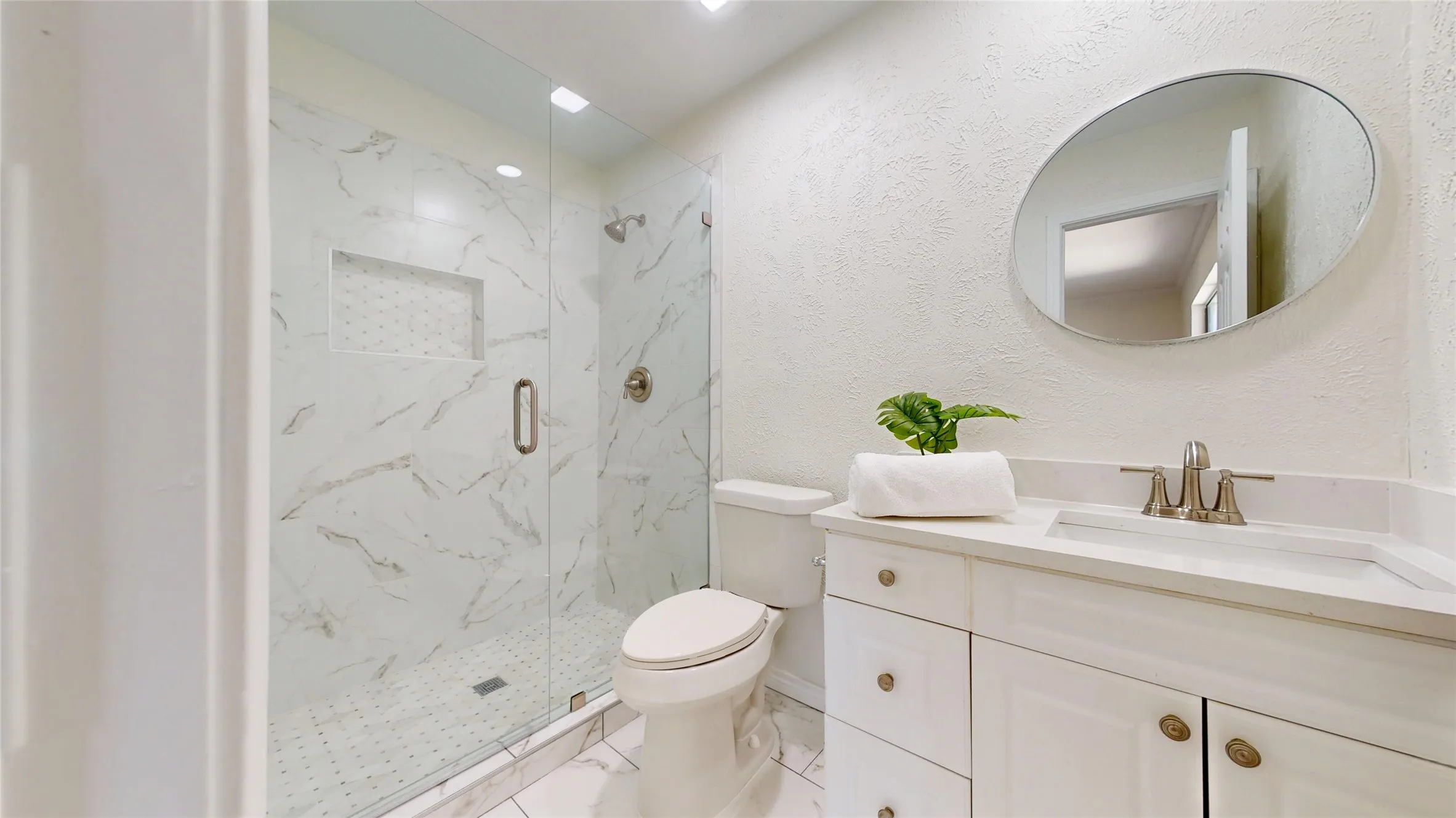 Single Family Residence For Sale in Dallas County , 617 Prairie Lane, Mesquite, Texas 75150, 4 Bedroom, 2 Bathroom, Garage spaces, 1,913 Sqft, built in 1979, mls#21354670, Real Estate Agent in Mesquite, Homes For Sale in Dallas county, Homes For Sale in Mesquite, Realtor in Mesquite Texas, Real Estate Brokerage Independent Realty Texas, Luminita Cordes Realtor
