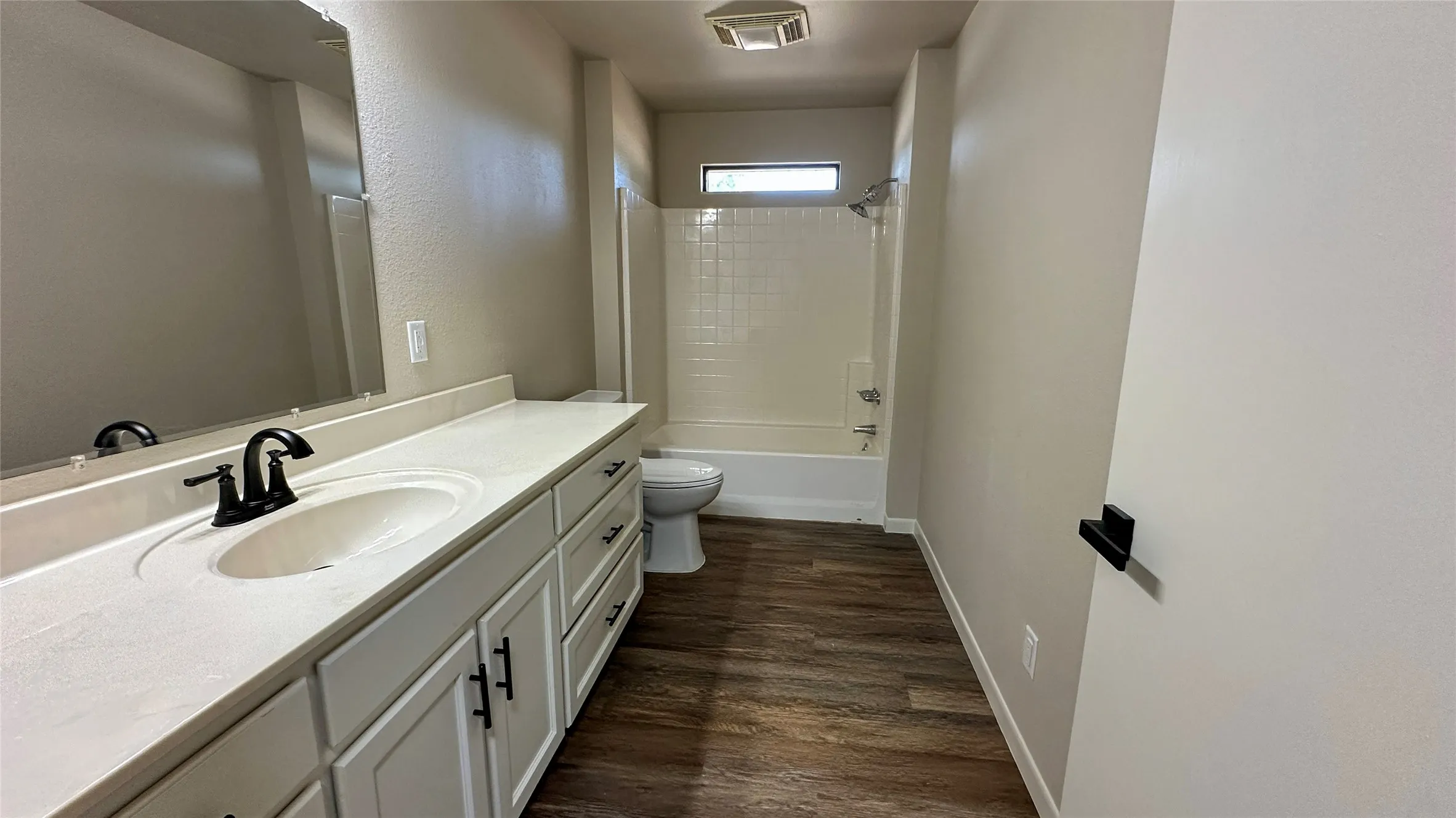 Single Family Residence For Sale in Eastland County , 2417 HWY 569 Highway S 1, Cisco, Texas 76437, 3 Bedroom, 2 Bathroom, Garage spaces, 1,815 Sqft, built in 1997, mls#21354716, Real Estate Agent in Cisco, Homes For Sale in Eastland county, Homes For Sale in Cisco, Realtor in Cisco Texas, Real Estate Brokerage Independent Realty Texas, Luminita Cordes Realtor