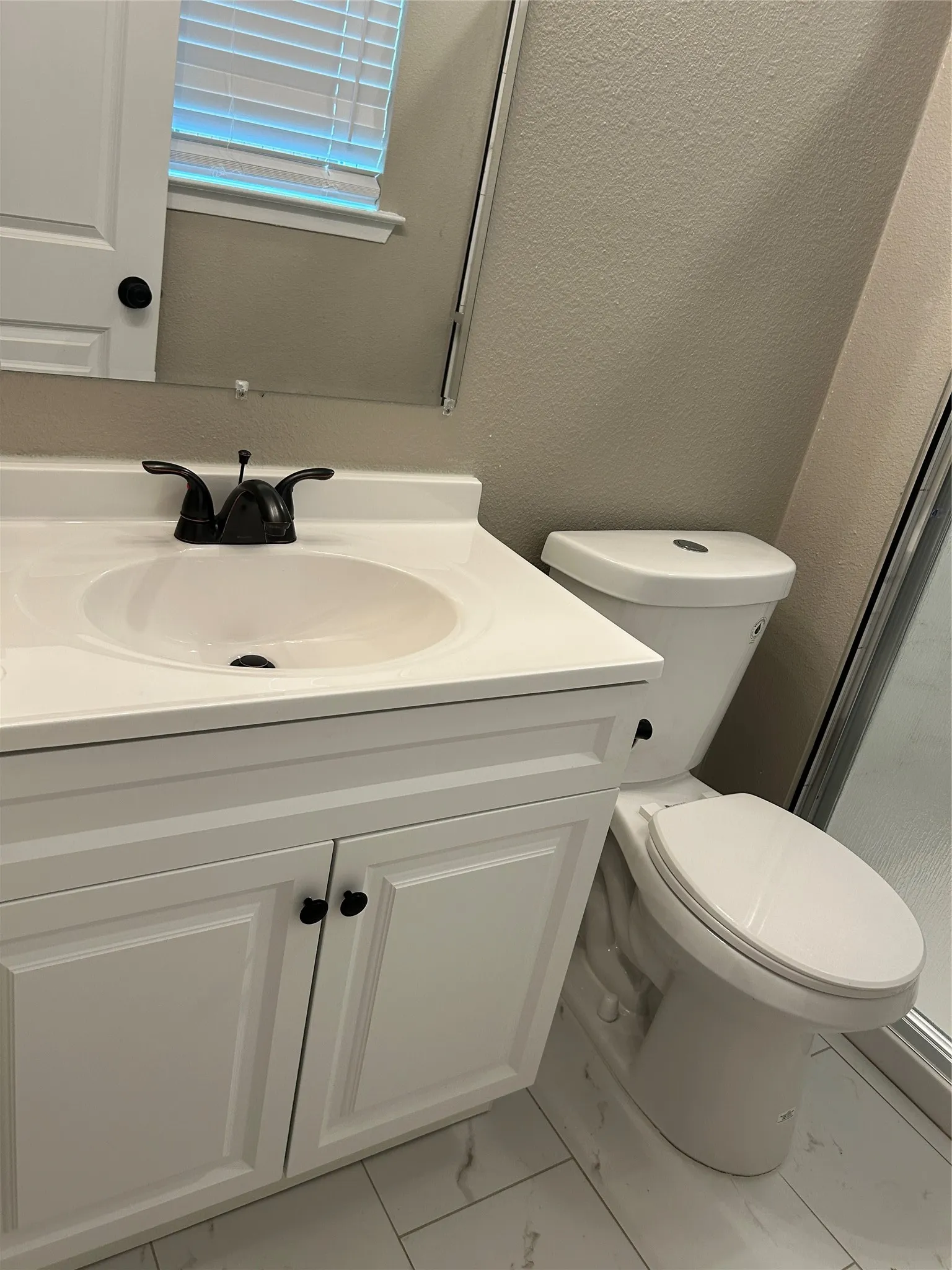 Single Family Residence For Sale in Dallas County , 3837 Burning Tree Lane, Garland, Texas 75042, 3 Bedroom, 2 Bathroom, 1 Garage spaces, 1,372 Sqft, built in 1968, mls#21354722, Real Estate Agent in Garland, Homes For Sale in Dallas county, Homes For Sale in Garland, Realtor in Garland Texas, Real Estate Brokerage Independent Realty Texas, Luminita Cordes Realtor