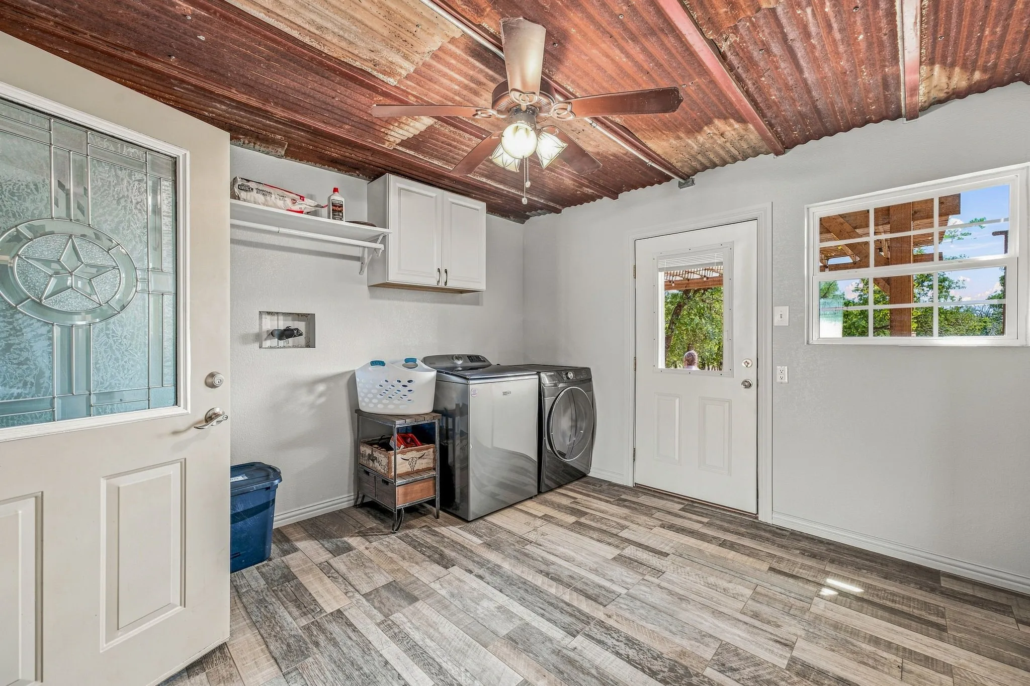 Laundry & storage room. Brand new paint!  Washer &  dryer convey