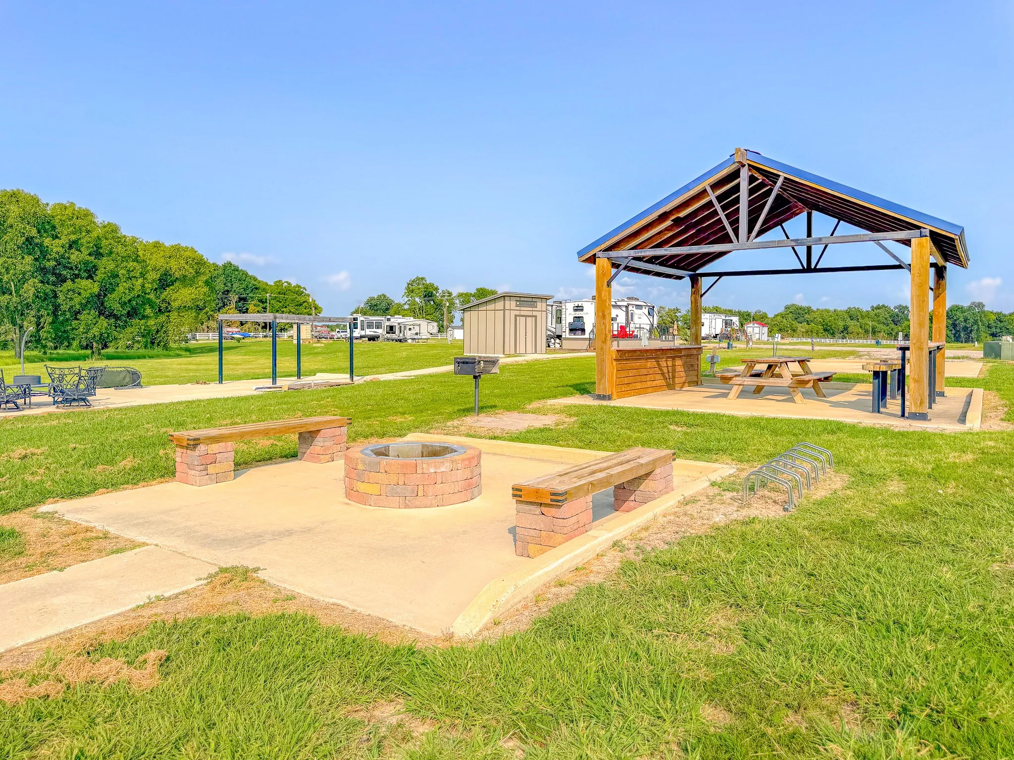 Unimproved Land For Sale in Navarro County , 5098 Waterfront Road, Kerens, Texas 75144, 0, 0, Garage spaces, 0 Sqft, built in 0, Price $168,500, mls#21352276, Real Estate Agent in Kerens, Homes For Sale in Navarro county, Homes For Sale in Kerens, Realtor in Kerens Texas, Real Estate Brokerage Independent Realty Texas, Luminita Cordes Realtor