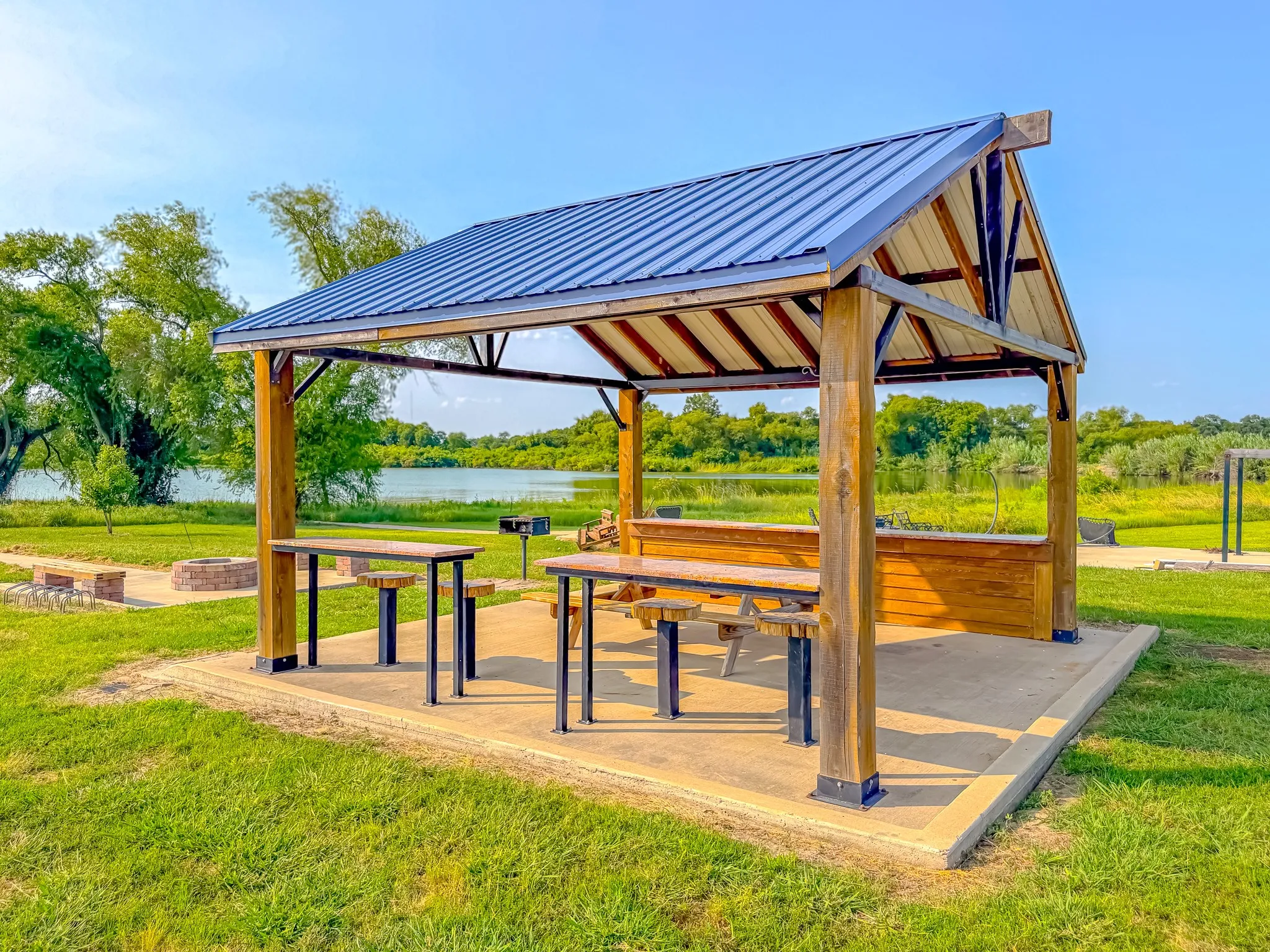Unimproved Land For Sale in Navarro County , 5098 Waterfront Road, Kerens, Texas 75144, 0, 0, Garage spaces, 0 Sqft, built in 0, Price $168,500, mls#21352276, Real Estate Agent in Kerens, Homes For Sale in Navarro county, Homes For Sale in Kerens, Realtor in Kerens Texas, Real Estate Brokerage Independent Realty Texas, Luminita Cordes Realtor