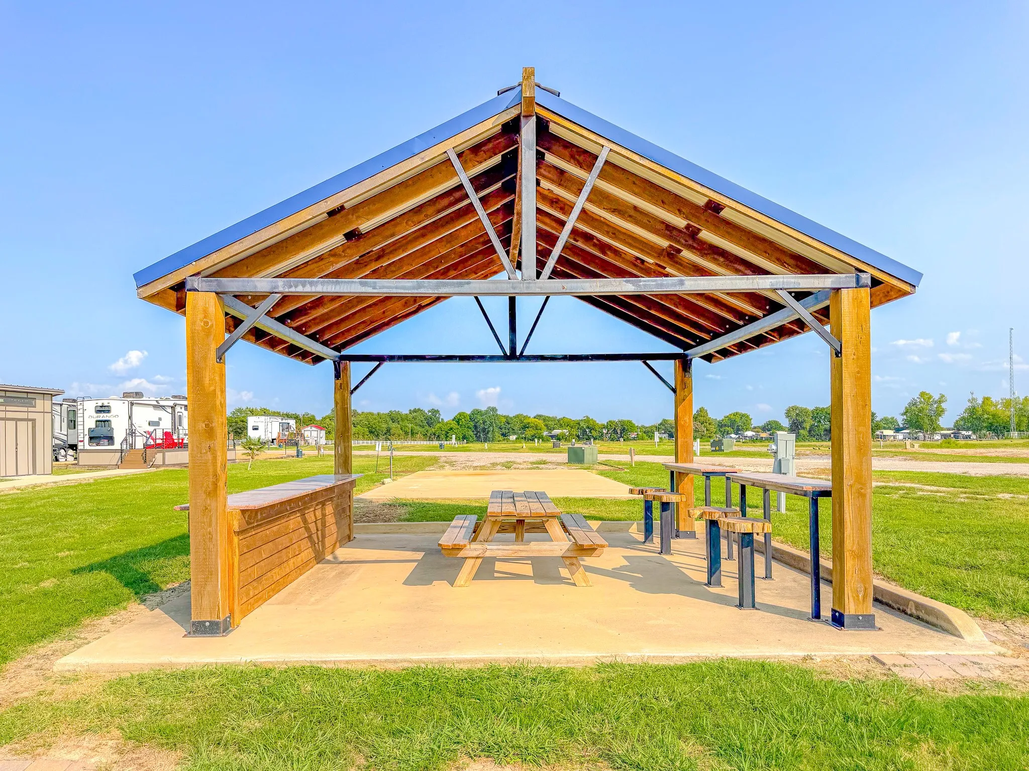 Unimproved Land For Sale in Navarro County , 5098 Waterfront Road, Kerens, Texas 75144, 0, 0, Garage spaces, 0 Sqft, built in 0, Price $168,500, mls#21352276, Real Estate Agent in Kerens, Homes For Sale in Navarro county, Homes For Sale in Kerens, Realtor in Kerens Texas, Real Estate Brokerage Independent Realty Texas, Luminita Cordes Realtor