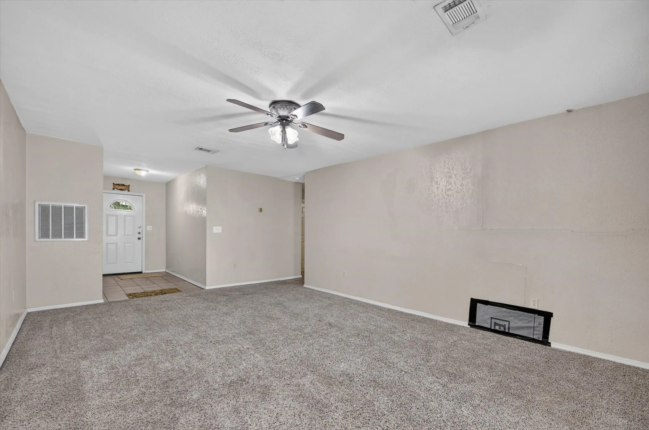 Single Family Residence For Sale in Dallas County , 6220 Magnolia Lane, Rowlett, Texas 75089, 3 Bedroom, 2 Bathroom, 1 Garage spaces, 1,289 Sqft, built in 1974, mls#21340487, Real Estate Agent in Rowlett, Homes For Sale in Dallas county, Homes For Sale in Rowlett, Realtor in Rowlett Texas, Real Estate Brokerage Independent Realty Texas, Luminita Cordes Realtor