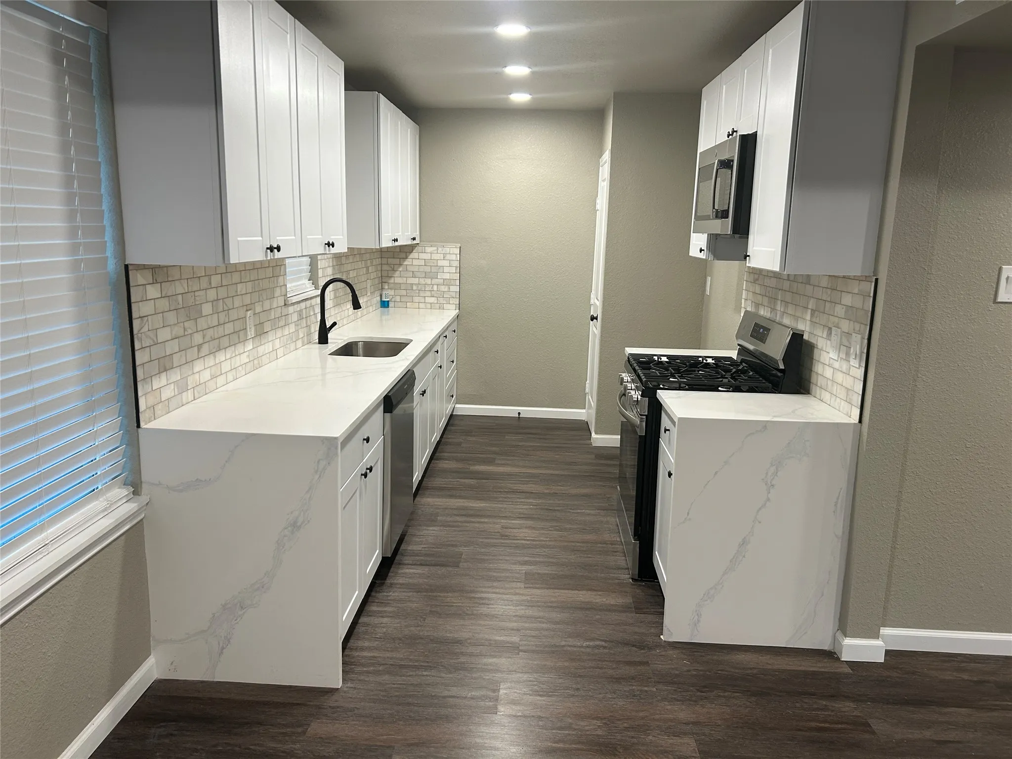 Single Family Residence For Sale in Dallas County , 10312 Desdemona Drive, Dallas, Texas 75228, 4 Bedroom, 3 Bathroom, Garage spaces, 1,800 Sqft, built in 1952, mls#21354731, Real Estate Agent in Dallas, Homes For Sale in Dallas county, Homes For Sale in Dallas, Realtor in Dallas Texas, Real Estate Brokerage Independent Realty Texas, Luminita Cordes Realtor