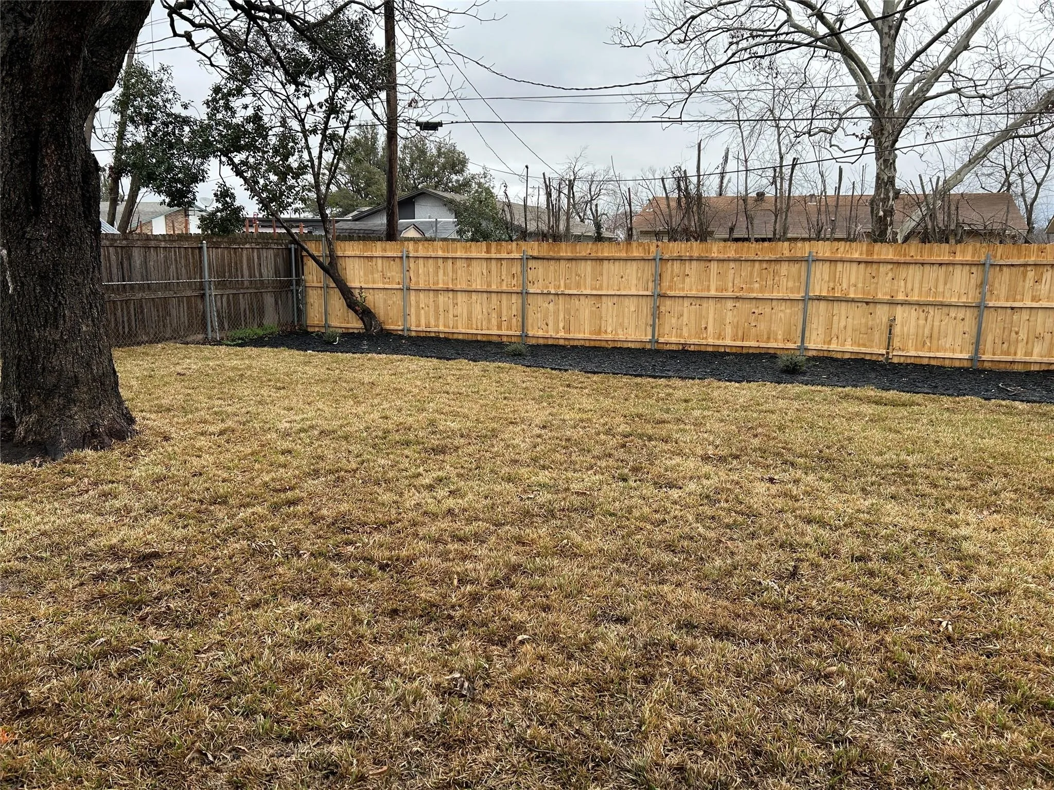 Single Family Residence For Sale in Dallas County , 220 N Bernice Drive, Garland, Texas 75042, 4 Bedroom, 2 Bathroom, Garage spaces, 1,950 Sqft, built in 1963, mls#21354733, Real Estate Agent in Garland, Homes For Sale in Dallas county, Homes For Sale in Garland, Realtor in Garland Texas, Real Estate Brokerage Independent Realty Texas, Luminita Cordes Realtor