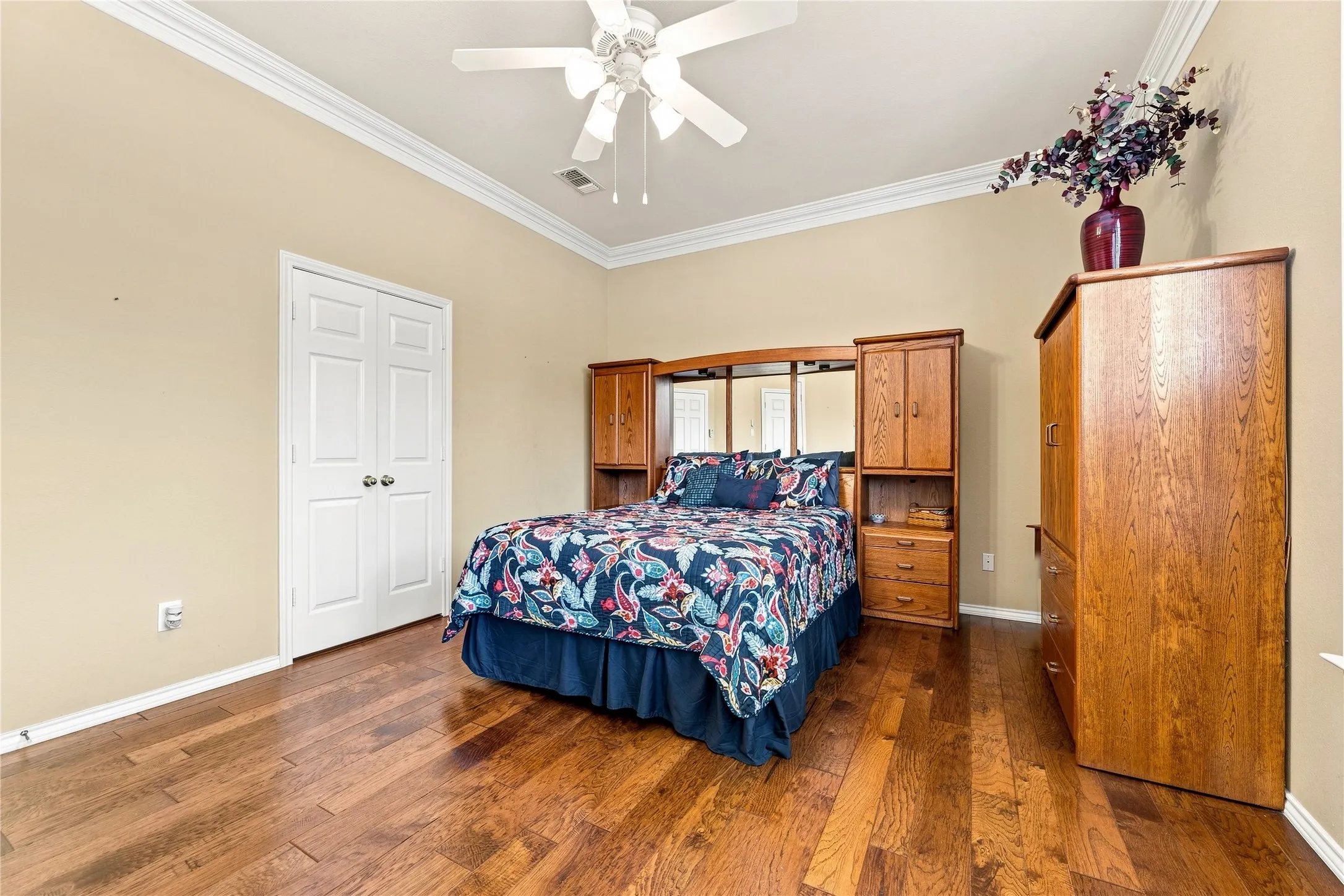 Single Family Residence For Sale in Collin County , 628 Scenic Ranch Circle, Fairview, Texas 75069, 2 Bedroom, 2 Bathroom, 2 Garage spaces, 1,925 Sqft, built in 2003, mls#21354616, Real Estate Agent in Fairview, Homes For Sale in Collin county, Homes For Sale in Fairview, Realtor in Fairview Texas, Real Estate Brokerage Independent Realty Texas, Luminita Cordes Realtor