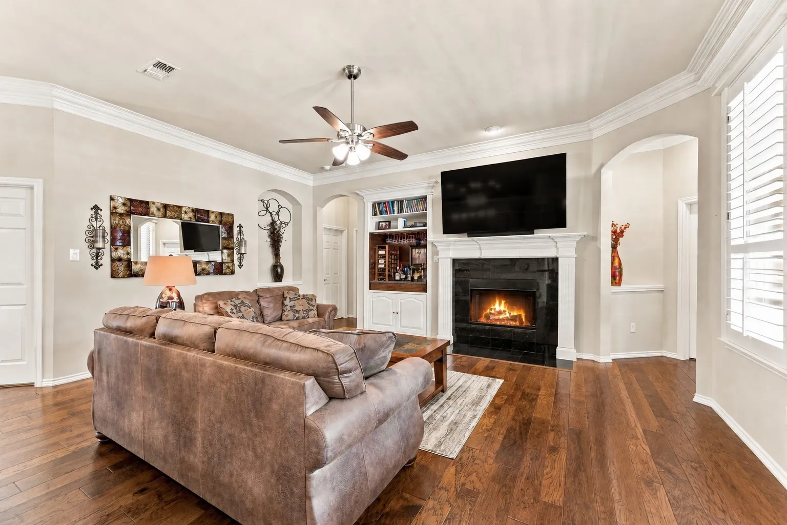 Single Family Residence For Sale in Collin County , 628 Scenic Ranch Circle, Fairview, Texas 75069, 2 Bedroom, 2 Bathroom, 2 Garage spaces, 1,925 Sqft, built in 2003, mls#21354616, Real Estate Agent in Fairview, Homes For Sale in Collin county, Homes For Sale in Fairview, Realtor in Fairview Texas, Real Estate Brokerage Independent Realty Texas, Luminita Cordes Realtor