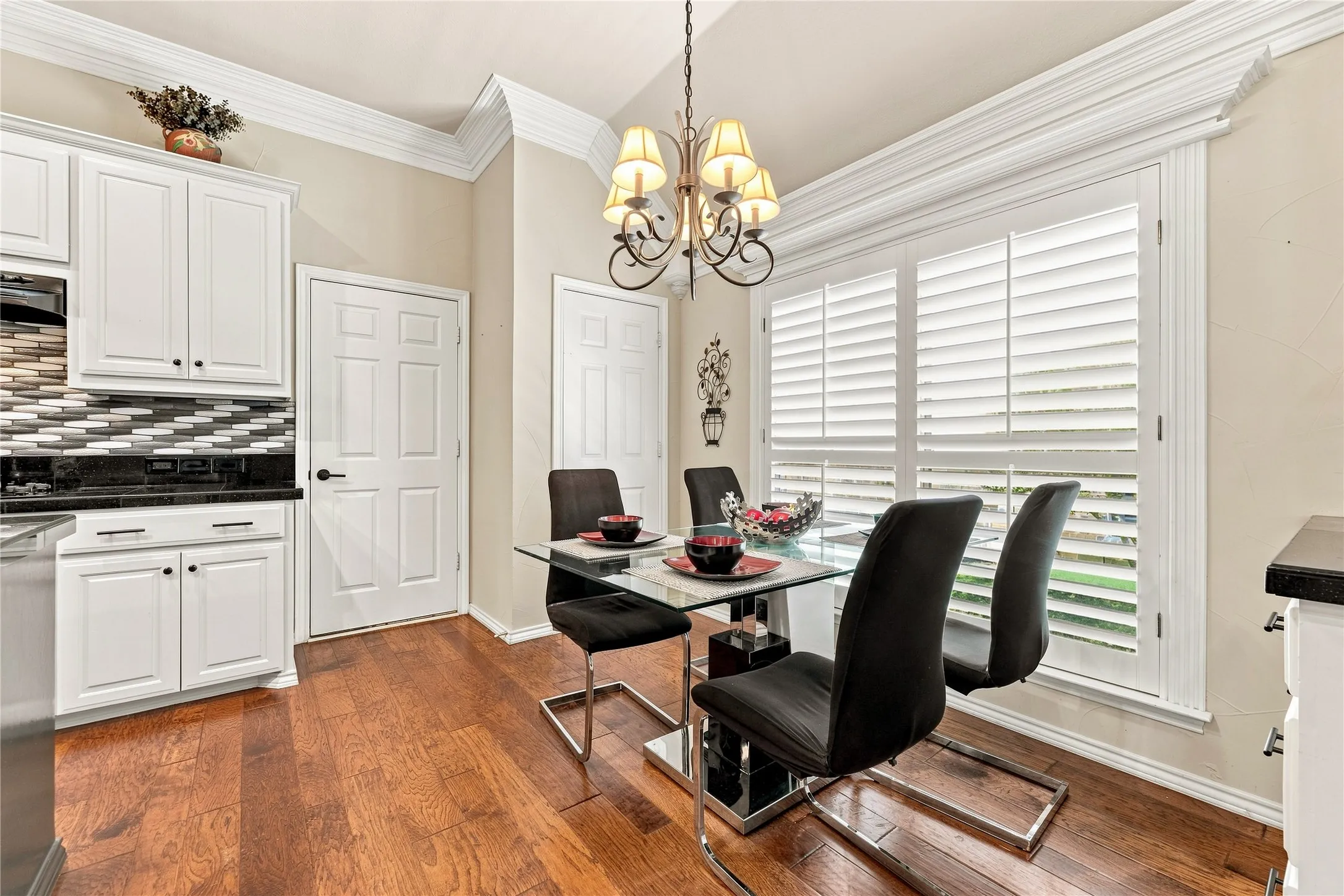 Single Family Residence For Sale in Collin County , 628 Scenic Ranch Circle, Fairview, Texas 75069, 2 Bedroom, 2 Bathroom, 2 Garage spaces, 1,925 Sqft, built in 2003, mls#21354616, Real Estate Agent in Fairview, Homes For Sale in Collin county, Homes For Sale in Fairview, Realtor in Fairview Texas, Real Estate Brokerage Independent Realty Texas, Luminita Cordes Realtor