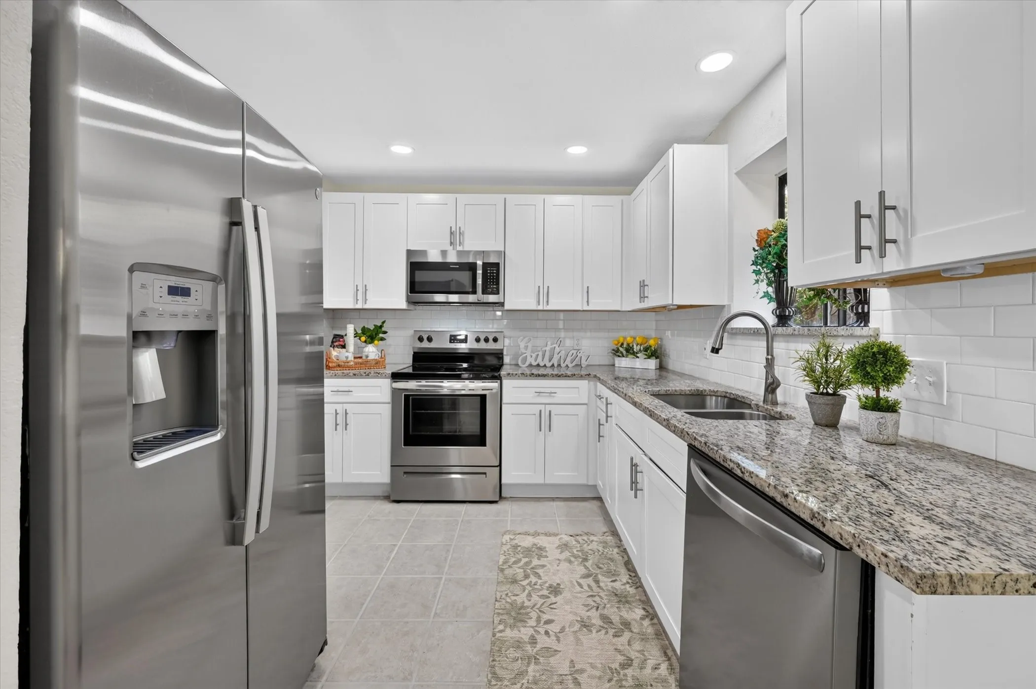 Single Family Residence For Sale in Tarrant County , 7717 Dove Court, Watauga, Texas 76148, 3 Bedroom, 2 Bathroom, 2 Garage spaces, 1,216 Sqft, built in 1983, mls#21347872, Real Estate Agent in Watauga, Homes For Sale in Tarrant county, Homes For Sale in Watauga, Realtor in Watauga Texas, Real Estate Brokerage Independent Realty Texas, Luminita Cordes Realtor