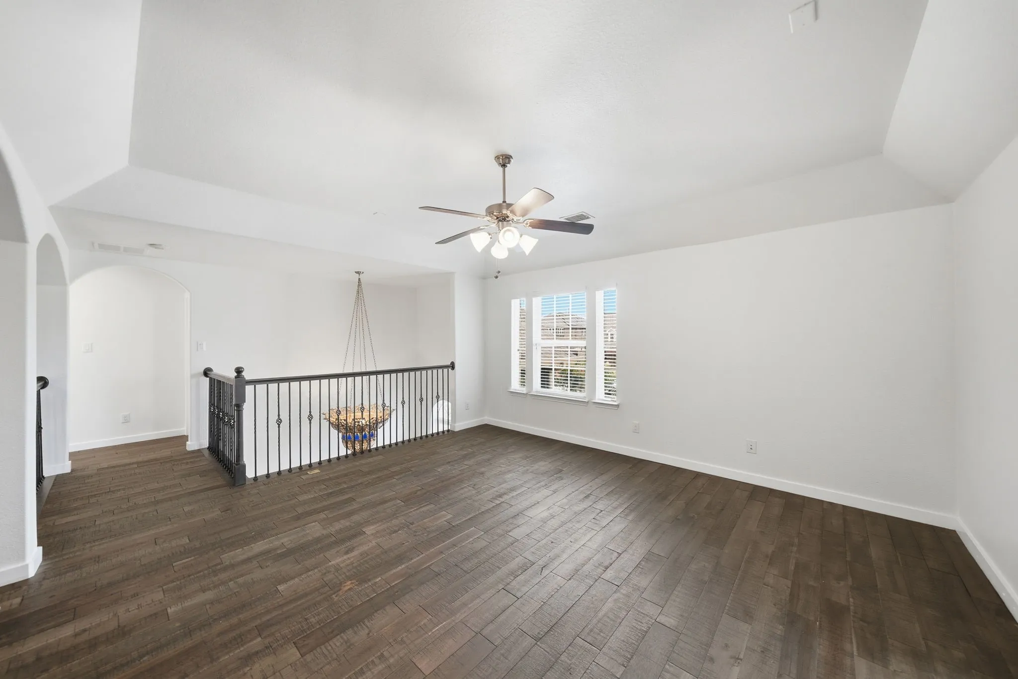 Single Family Residence For Rent in Collin County , 1824 Silvery Canoe Way, St Paul, Texas 75098, 7 Bedroom, 4 Bathroom, 2 Garage spaces, 4,273 Sqft, built in 2018, mls#21354707, Real Estate Agent in St Paul, Homes For Rent in Collin county, Homes For Rent in St Paul, Realtor in St Paul Texas, Real Estate Brokerage Independent Realty Texas, Luminita Cordes Realtor