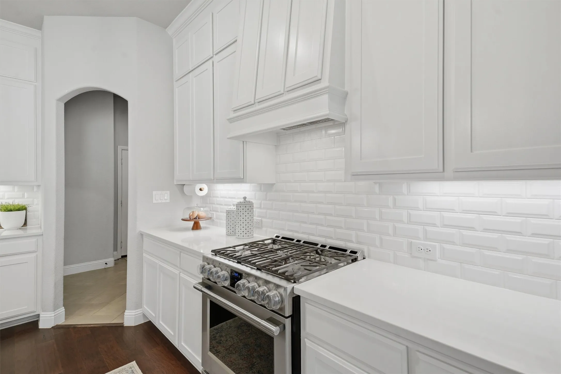 Single Family Residence For Sale in Parker County , 540 Point Vista Drive, Aledo, Texas 76008, 4 Bedroom, 3 Bathroom, 3 Garage spaces, 2,869 Sqft, built in 2020, mls#21354697, Real Estate Agent in Aledo, Homes For Sale in Parker county, Homes For Sale in Aledo, Realtor in Aledo Texas, Real Estate Brokerage Independent Realty Texas, Luminita Cordes Realtor