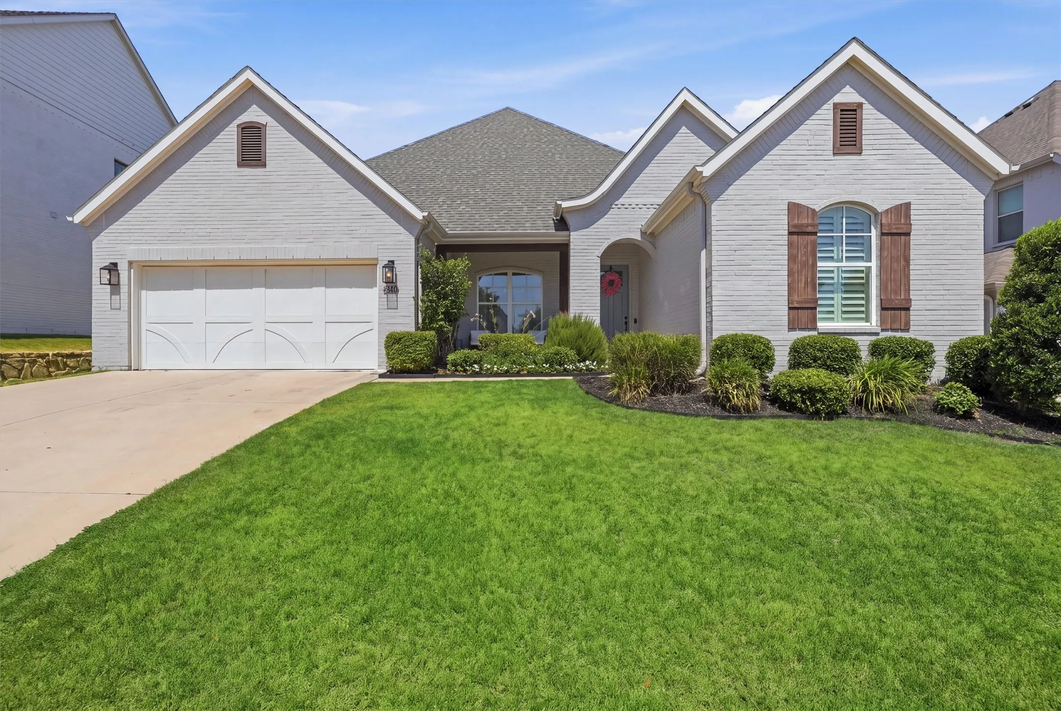 Single Family Residence For Sale in Parker County , 540 Point Vista Drive, Aledo, Texas 76008, 4 Bedroom, 3 Bathroom, 3 Garage spaces, 2,869 Sqft, built in 2020, mls#21354697, Real Estate Agent in Aledo, Homes For Sale in Parker county, Homes For Sale in Aledo, Realtor in Aledo Texas, Real Estate Brokerage Independent Realty Texas, Luminita Cordes Realtor