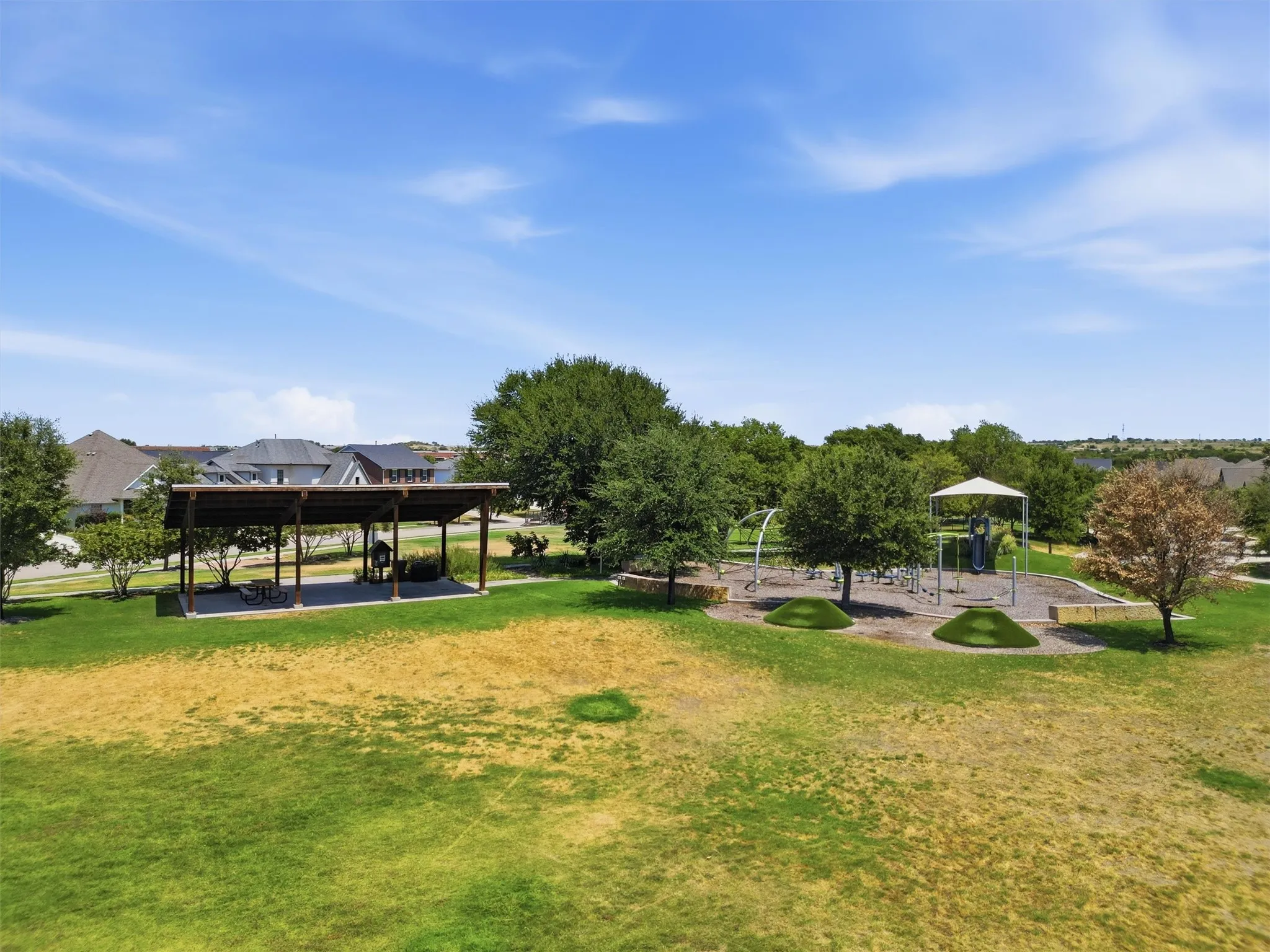 Single Family Residence For Sale in Parker County , 540 Point Vista Drive, Aledo, Texas 76008, 4 Bedroom, 3 Bathroom, 3 Garage spaces, 2,869 Sqft, built in 2020, mls#21354697, Real Estate Agent in Aledo, Homes For Sale in Parker county, Homes For Sale in Aledo, Realtor in Aledo Texas, Real Estate Brokerage Independent Realty Texas, Luminita Cordes Realtor