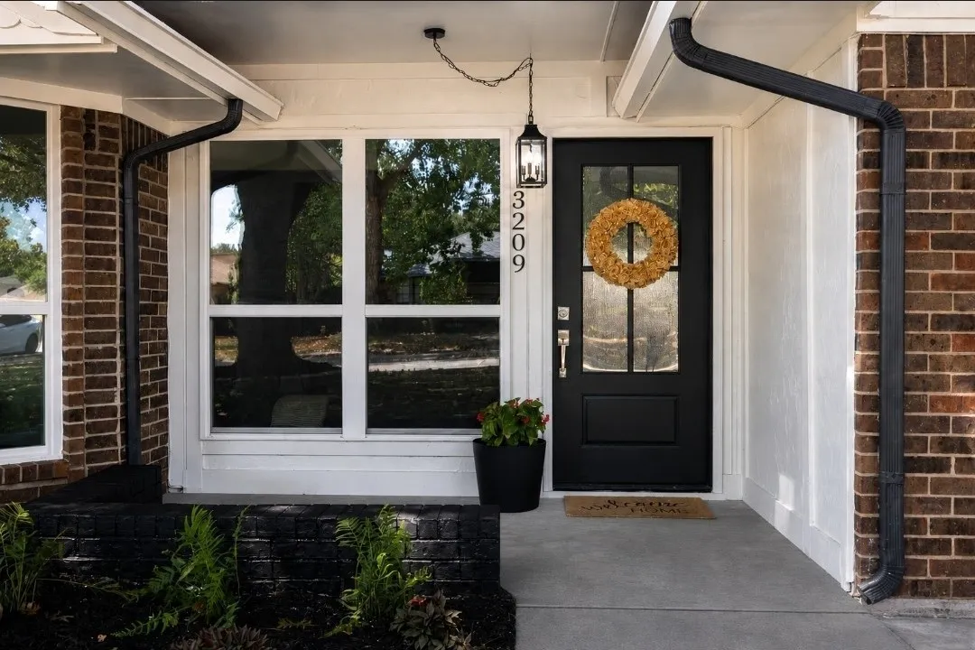 Single Family Residence For Sale in Collin County , 3209 Portside Lane, Plano, Texas 75023, 3 Bedroom, 2 Bathroom, 2 Garage spaces, 1,584 Sqft, built in 1983, mls#21352673, Real Estate Agent in Plano, Homes For Sale in Collin county, Homes For Sale in Plano, Realtor in Plano Texas, Real Estate Brokerage Independent Realty Texas, Luminita Cordes Realtor