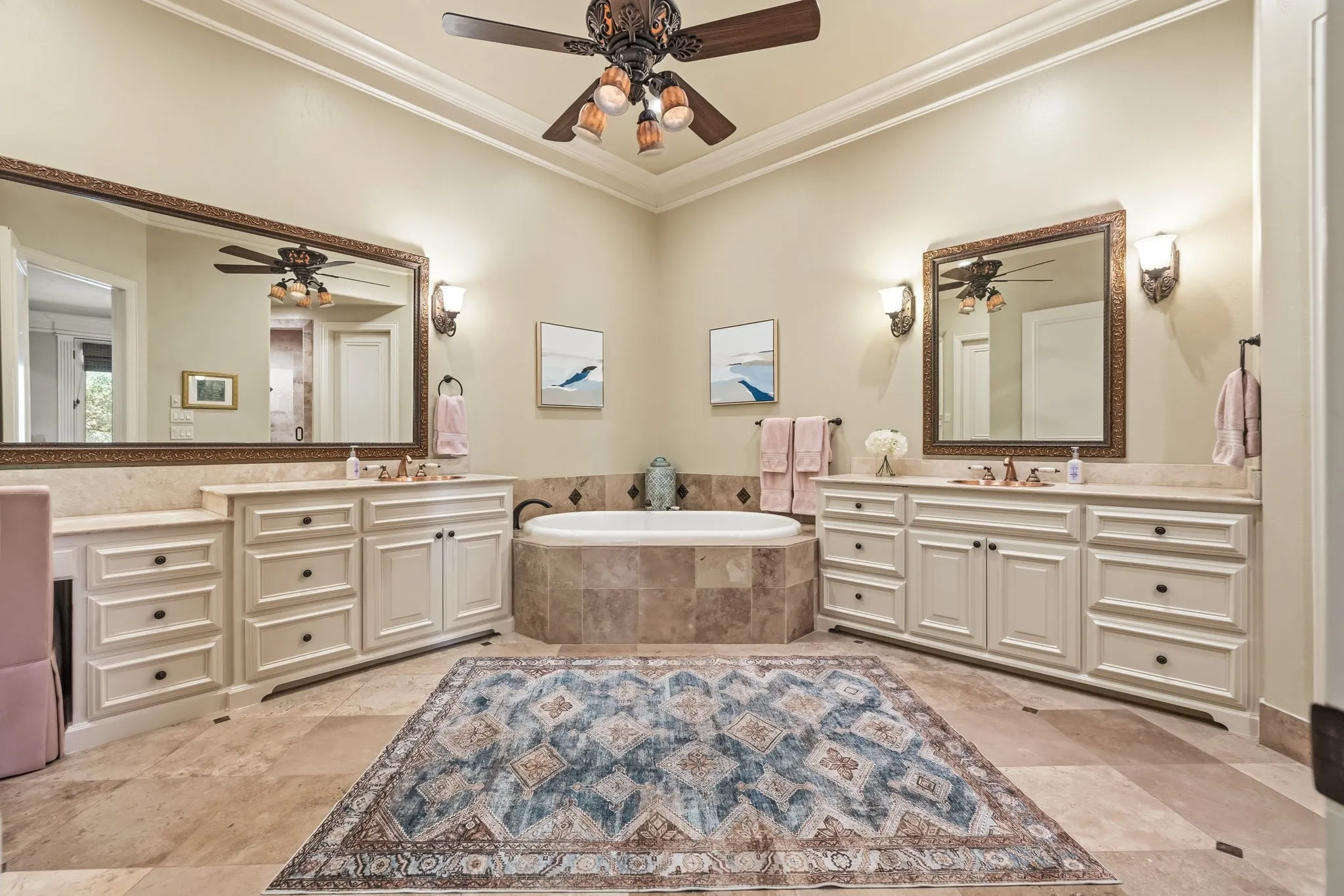 Single Family Residence For Sale in Dallas County , 7635 Bryn Mawr Drive, Dallas, Texas 75225, 4 Bedroom, 7 Bathroom, 2 Garage spaces, 5,834 Sqft, built in 2007, mls#21353735, Real Estate Agent in Dallas, Homes For Sale in Dallas county, Homes For Sale in Dallas, Realtor in Dallas Texas, Real Estate Brokerage Independent Realty Texas, Luminita Cordes Realtor