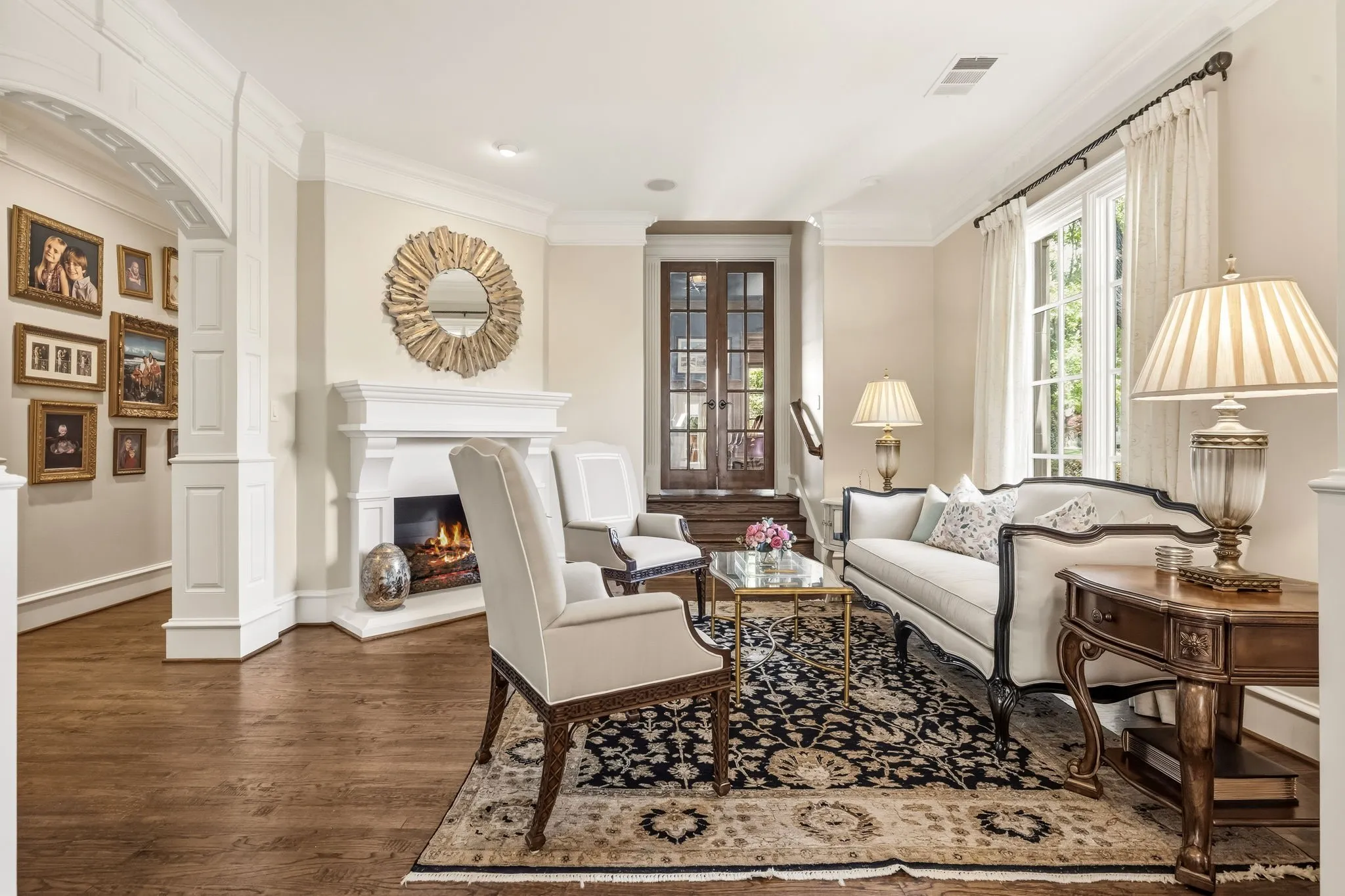 Single Family Residence For Sale in Dallas County , 7635 Bryn Mawr Drive, Dallas, Texas 75225, 4 Bedroom, 7 Bathroom, 2 Garage spaces, 5,834 Sqft, built in 2007, mls#21353735, Real Estate Agent in Dallas, Homes For Sale in Dallas county, Homes For Sale in Dallas, Realtor in Dallas Texas, Real Estate Brokerage Independent Realty Texas, Luminita Cordes Realtor