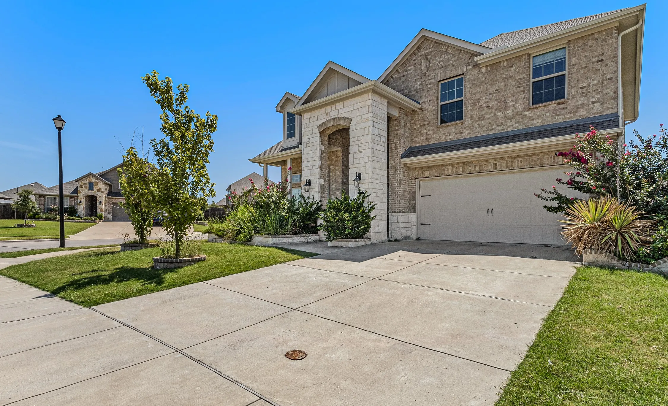 Single Family Residence For Rent in Kaufman County , 3109 Maverick Drive, Heath, Texas 75126, 4 Bedroom, 4 Bathroom, 2 Garage spaces, 2,726 Sqft, built in 2021, mls#21354351, Real Estate Agent in Heath, Homes For Rent in Kaufman county, Homes For Rent in Heath, Realtor in Heath Texas, Real Estate Brokerage Independent Realty Texas, Luminita Cordes Realtor