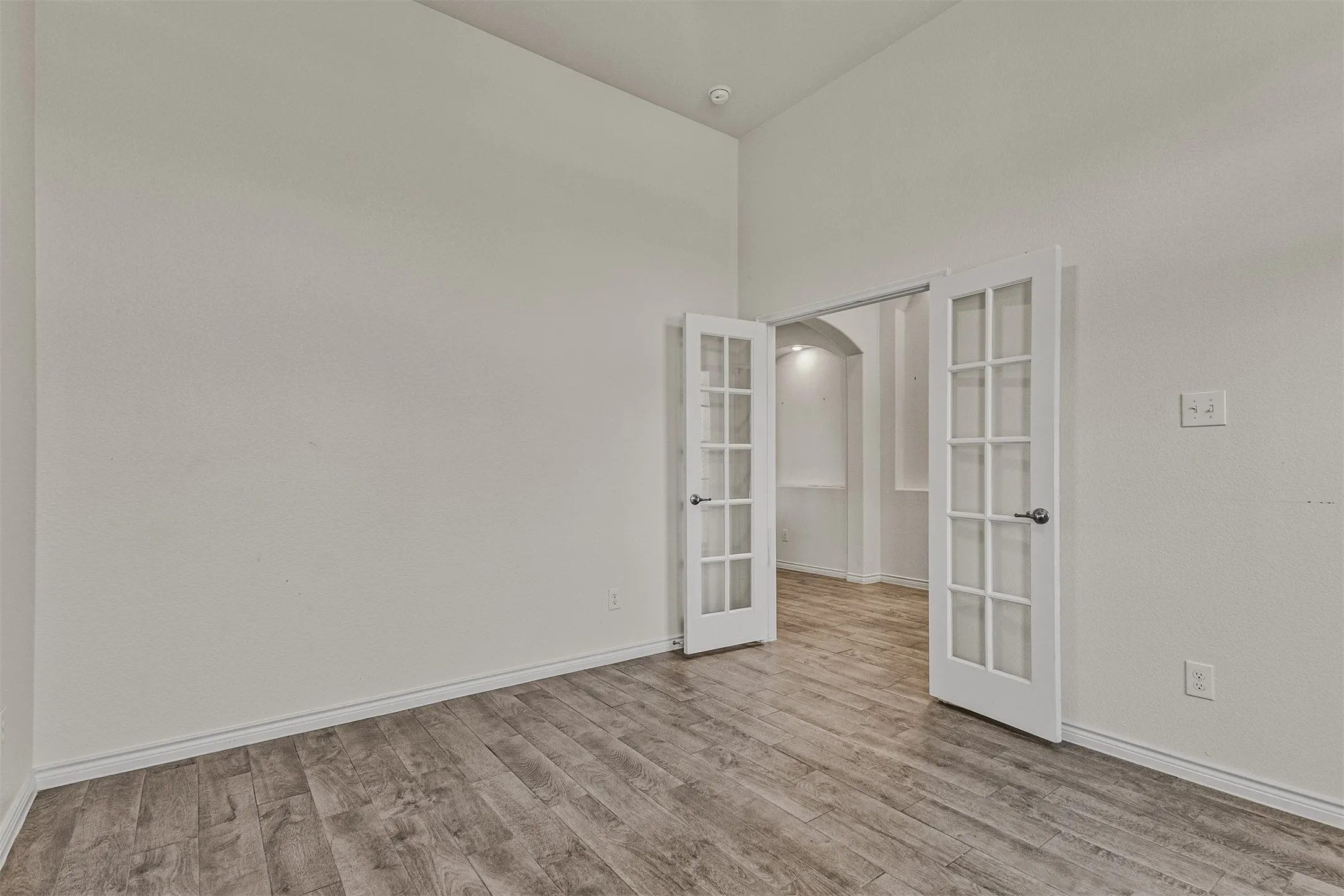 Single Family Residence For Rent in Kaufman County , 3109 Maverick Drive, Heath, Texas 75126, 4 Bedroom, 4 Bathroom, 2 Garage spaces, 2,726 Sqft, built in 2021, mls#21354351, Real Estate Agent in Heath, Homes For Rent in Kaufman county, Homes For Rent in Heath, Realtor in Heath Texas, Real Estate Brokerage Independent Realty Texas, Luminita Cordes Realtor
