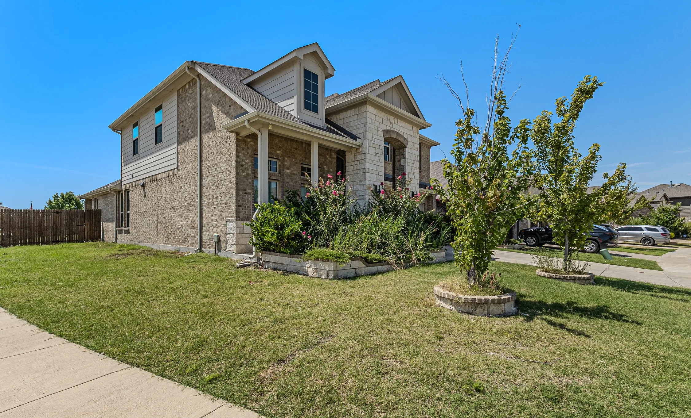 Single Family Residence For Rent in Kaufman County , 3109 Maverick Drive, Heath, Texas 75126, 4 Bedroom, 4 Bathroom, 2 Garage spaces, 2,726 Sqft, built in 2021, mls#21354351, Real Estate Agent in Heath, Homes For Rent in Kaufman county, Homes For Rent in Heath, Realtor in Heath Texas, Real Estate Brokerage Independent Realty Texas, Luminita Cordes Realtor