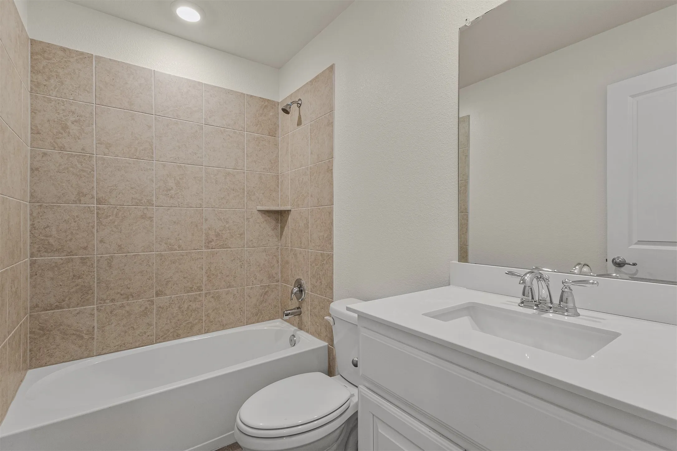 Single Family Residence For Rent in Kaufman County , 3109 Maverick Drive, Heath, Texas 75126, 4 Bedroom, 4 Bathroom, 2 Garage spaces, 2,726 Sqft, built in 2021, mls#21354351, Real Estate Agent in Heath, Homes For Rent in Kaufman county, Homes For Rent in Heath, Realtor in Heath Texas, Real Estate Brokerage Independent Realty Texas, Luminita Cordes Realtor