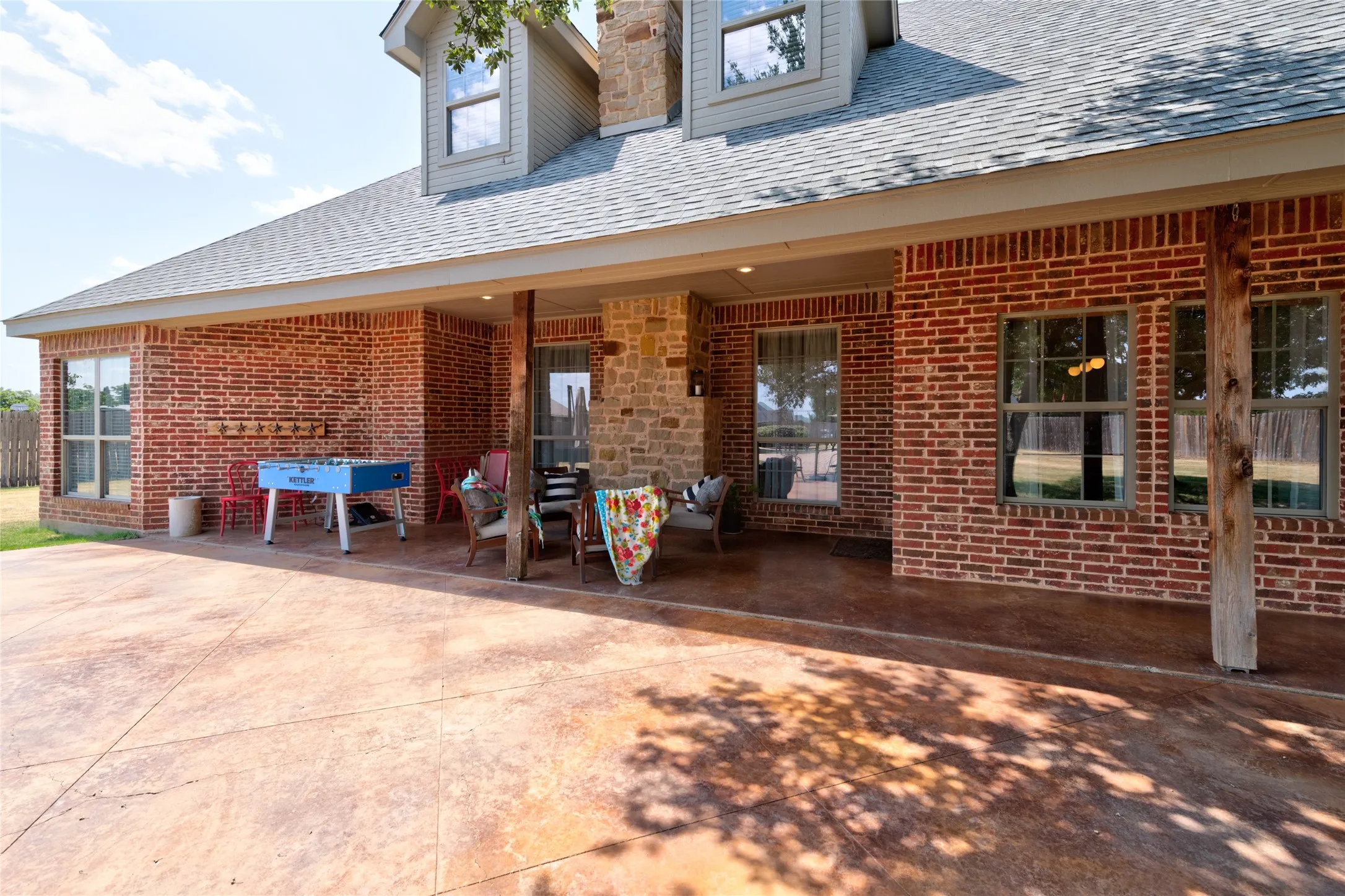 Single Family Residence For Sale in Taylor County , 269 Pilgrim Road, Abilene, Texas 79602, 4 Bedroom, 4 Bathroom, 2 Garage spaces, 3,627 Sqft, built in 2006, mls#21350335, Real Estate Agent in Abilene, Homes For Sale in Taylor county, Homes For Sale in Abilene, Realtor in Abilene Texas, Real Estate Brokerage Independent Realty Texas, Luminita Cordes Realtor