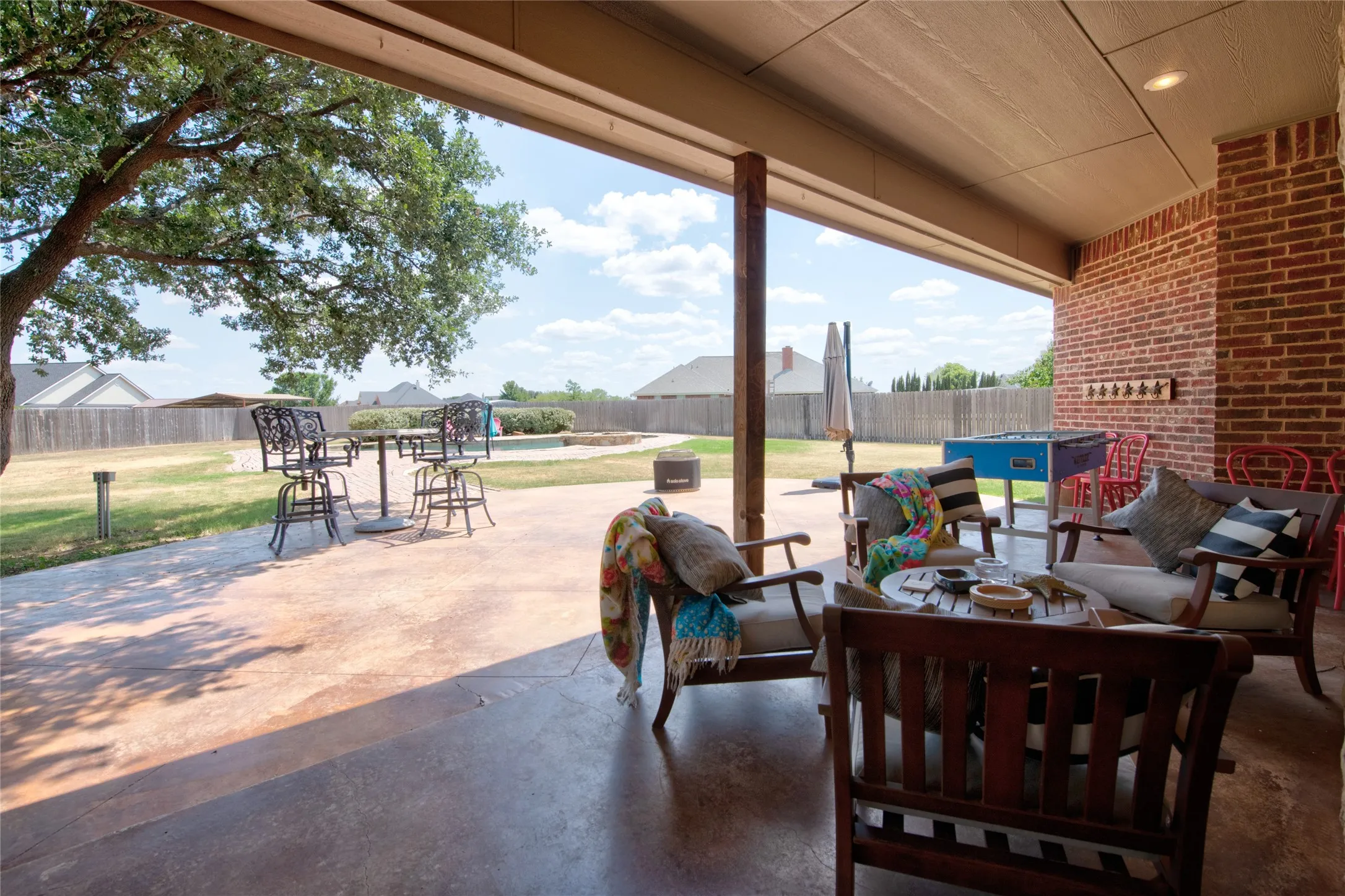 Single Family Residence For Sale in Taylor County , 269 Pilgrim Road, Abilene, Texas 79602, 4 Bedroom, 4 Bathroom, 2 Garage spaces, 3,627 Sqft, built in 2006, mls#21350335, Real Estate Agent in Abilene, Homes For Sale in Taylor county, Homes For Sale in Abilene, Realtor in Abilene Texas, Real Estate Brokerage Independent Realty Texas, Luminita Cordes Realtor