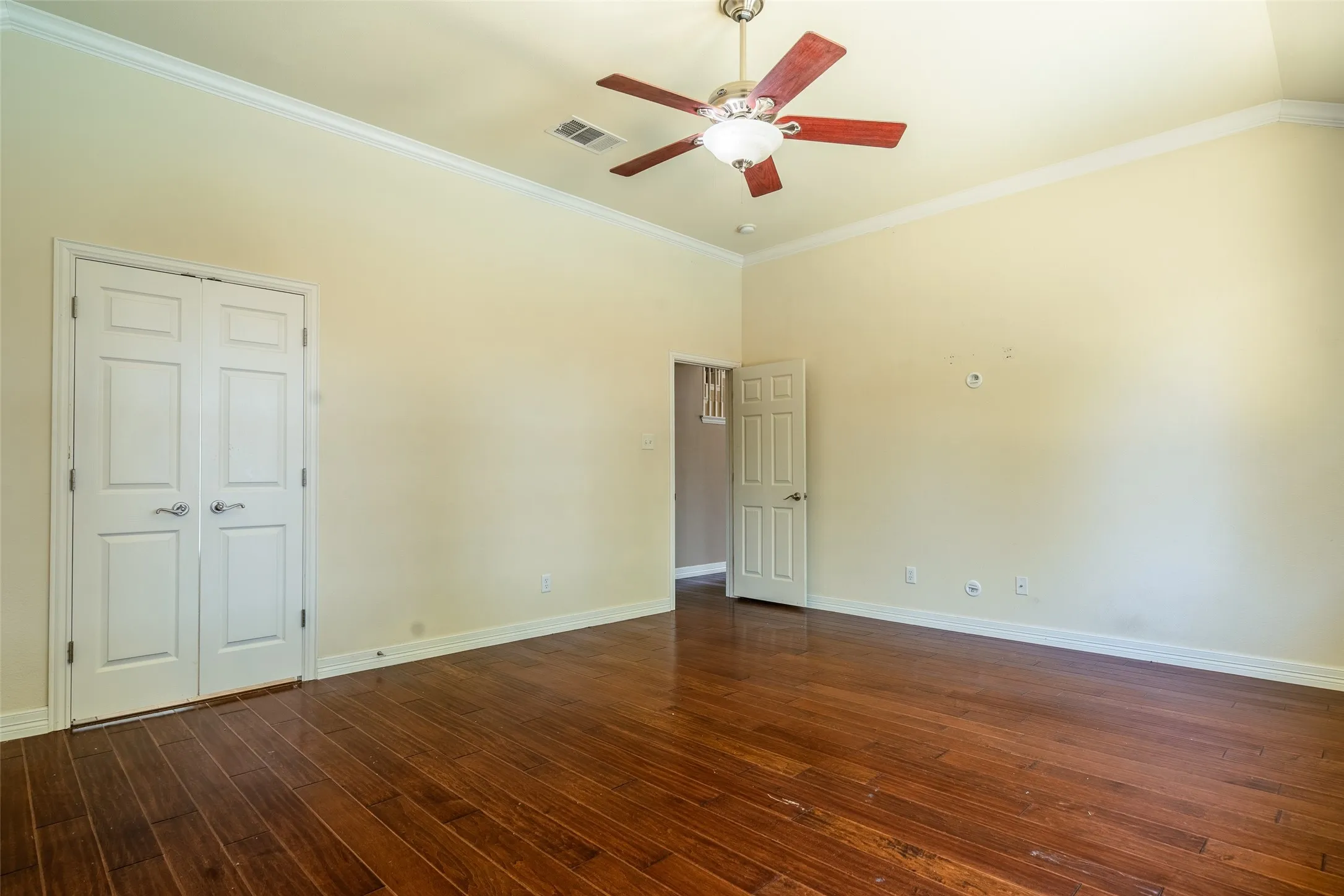Single Family Residence For Sale in Tarrant County , 12356 Angel Food Lane, Fort Worth, Texas 76244, 4 Bedroom, 3 Bathroom, 2 Garage spaces, 3,295 Sqft, built in 2005, mls#21354764, Real Estate Agent in Fort Worth, Homes For Sale in Tarrant county, Homes For Sale in Fort Worth, Realtor in Fort Worth Texas, Real Estate Brokerage Independent Realty Texas, Luminita Cordes Realtor