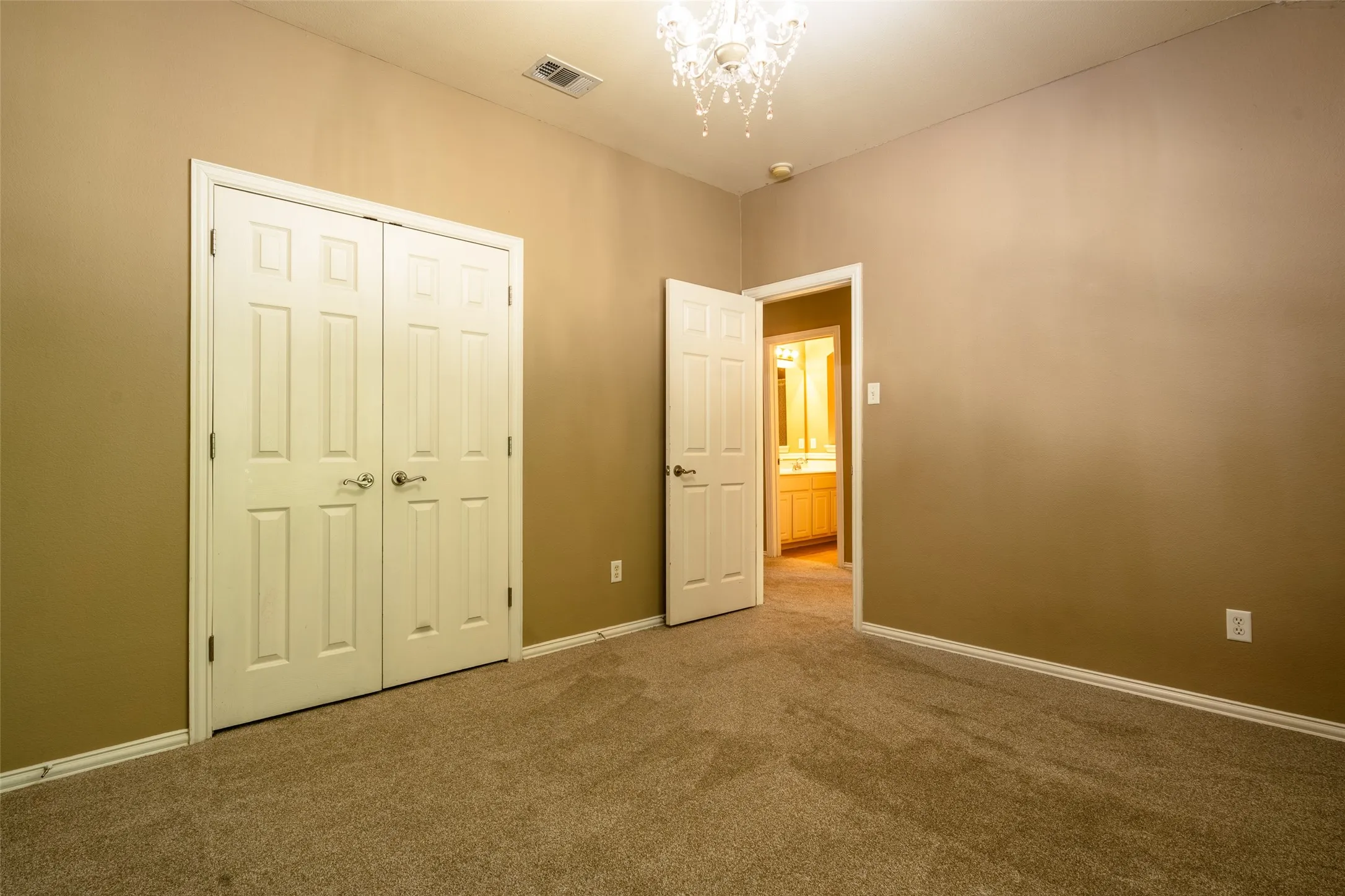 Single Family Residence For Sale in Tarrant County , 12356 Angel Food Lane, Fort Worth, Texas 76244, 4 Bedroom, 3 Bathroom, 2 Garage spaces, 3,295 Sqft, built in 2005, mls#21354764, Real Estate Agent in Fort Worth, Homes For Sale in Tarrant county, Homes For Sale in Fort Worth, Realtor in Fort Worth Texas, Real Estate Brokerage Independent Realty Texas, Luminita Cordes Realtor