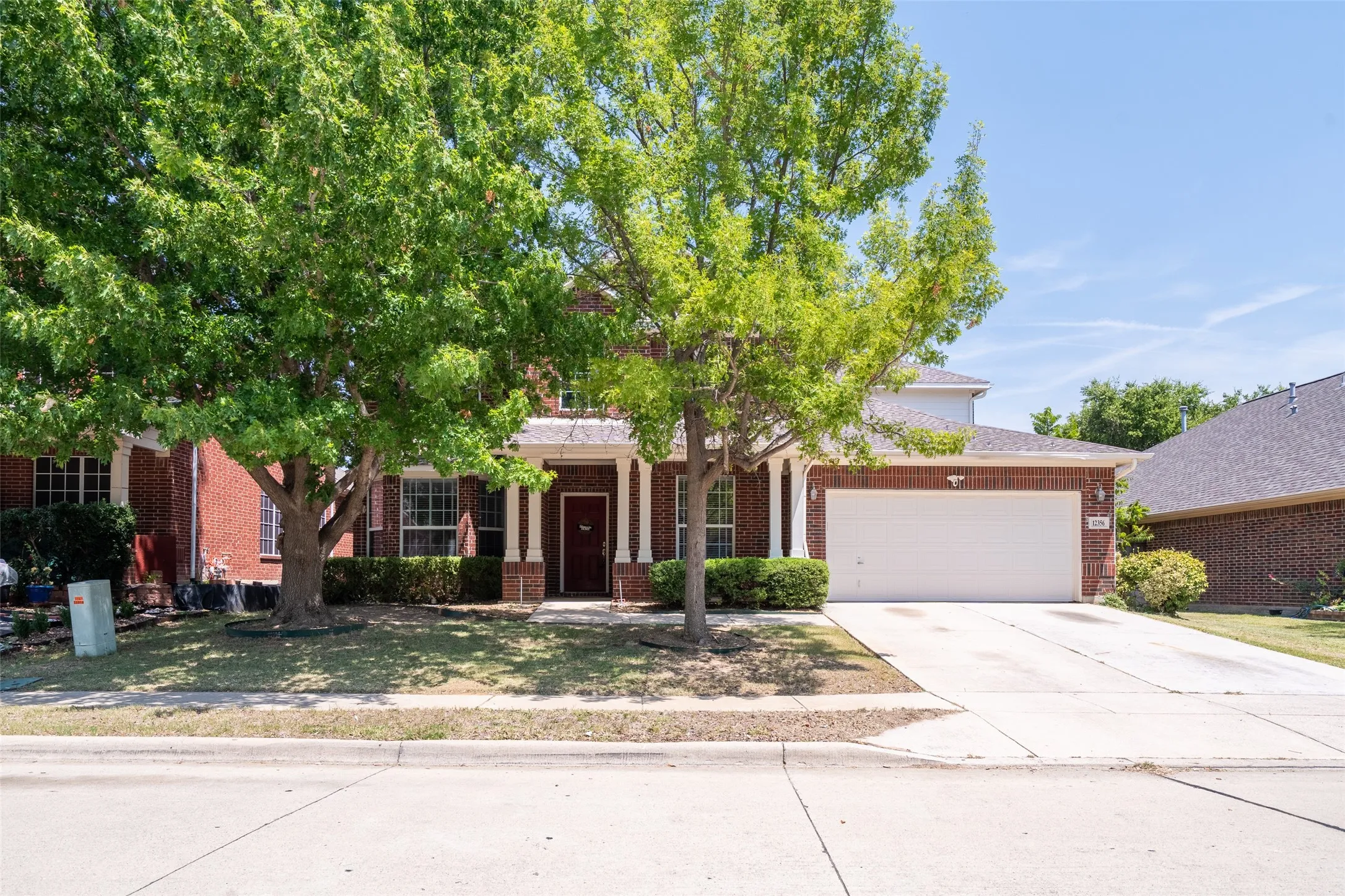 Single Family Residence For Sale in Tarrant County , 12356 Angel Food Lane, Fort Worth, Texas 76244, 4 Bedroom, 3 Bathroom, 2 Garage spaces, 3,295 Sqft, built in 2005, mls#21354764, Real Estate Agent in Fort Worth, Homes For Sale in Tarrant county, Homes For Sale in Fort Worth, Realtor in Fort Worth Texas, Real Estate Brokerage Independent Realty Texas, Luminita Cordes Realtor
