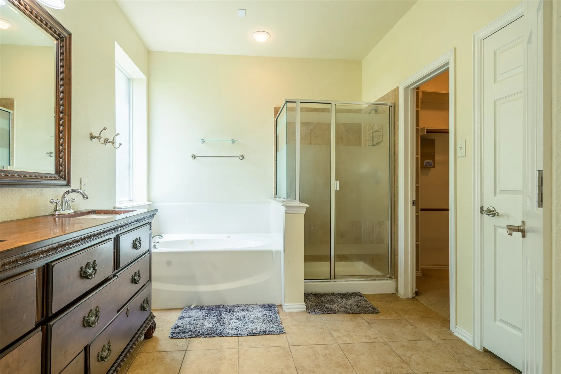 Single Family Residence For Sale in Tarrant County , 12356 Angel Food Lane, Fort Worth, Texas 76244, 4 Bedroom, 3 Bathroom, 2 Garage spaces, 3,295 Sqft, built in 2005, mls#21354764, Real Estate Agent in Fort Worth, Homes For Sale in Tarrant county, Homes For Sale in Fort Worth, Realtor in Fort Worth Texas, Real Estate Brokerage Independent Realty Texas, Luminita Cordes Realtor