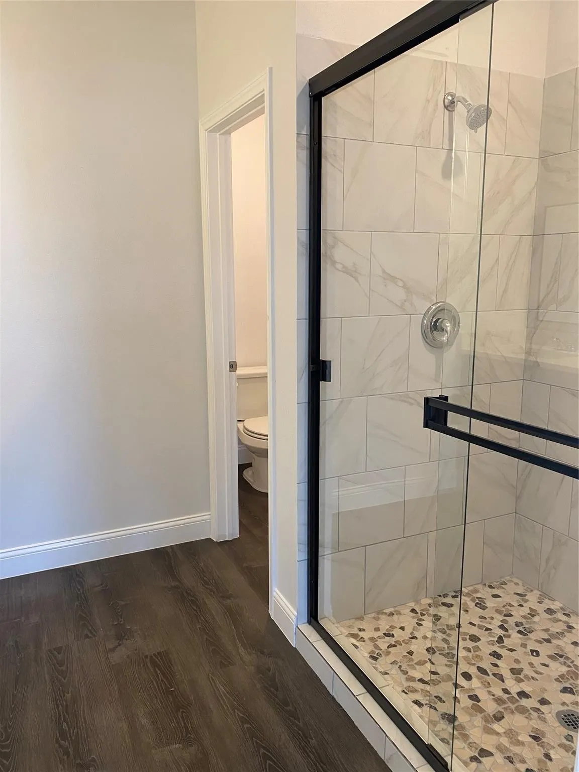 Single Family Residence For Rent in Hunt County , 3025 Barling, Greenville, Texas 75401, 3 Bedroom, 3 Bathroom, 1 Garage spaces, 1,917 Sqft, built in 2021, mls#21354765, Real Estate Agent in Greenville, Homes For Rent in Hunt county, Homes For Rent in Greenville, Realtor in Greenville Texas, Real Estate Brokerage Independent Realty Texas, Luminita Cordes Realtor